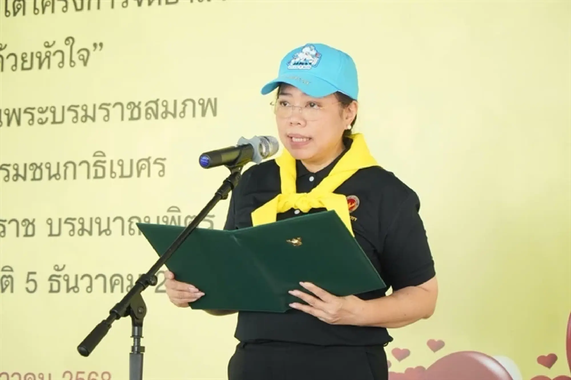 Thai Consul-General in HCM City Wiraka Moodhitaporn delivers a speech at the opening of the charity blood donation programme on December 14. — Photo courtesy of the organisers