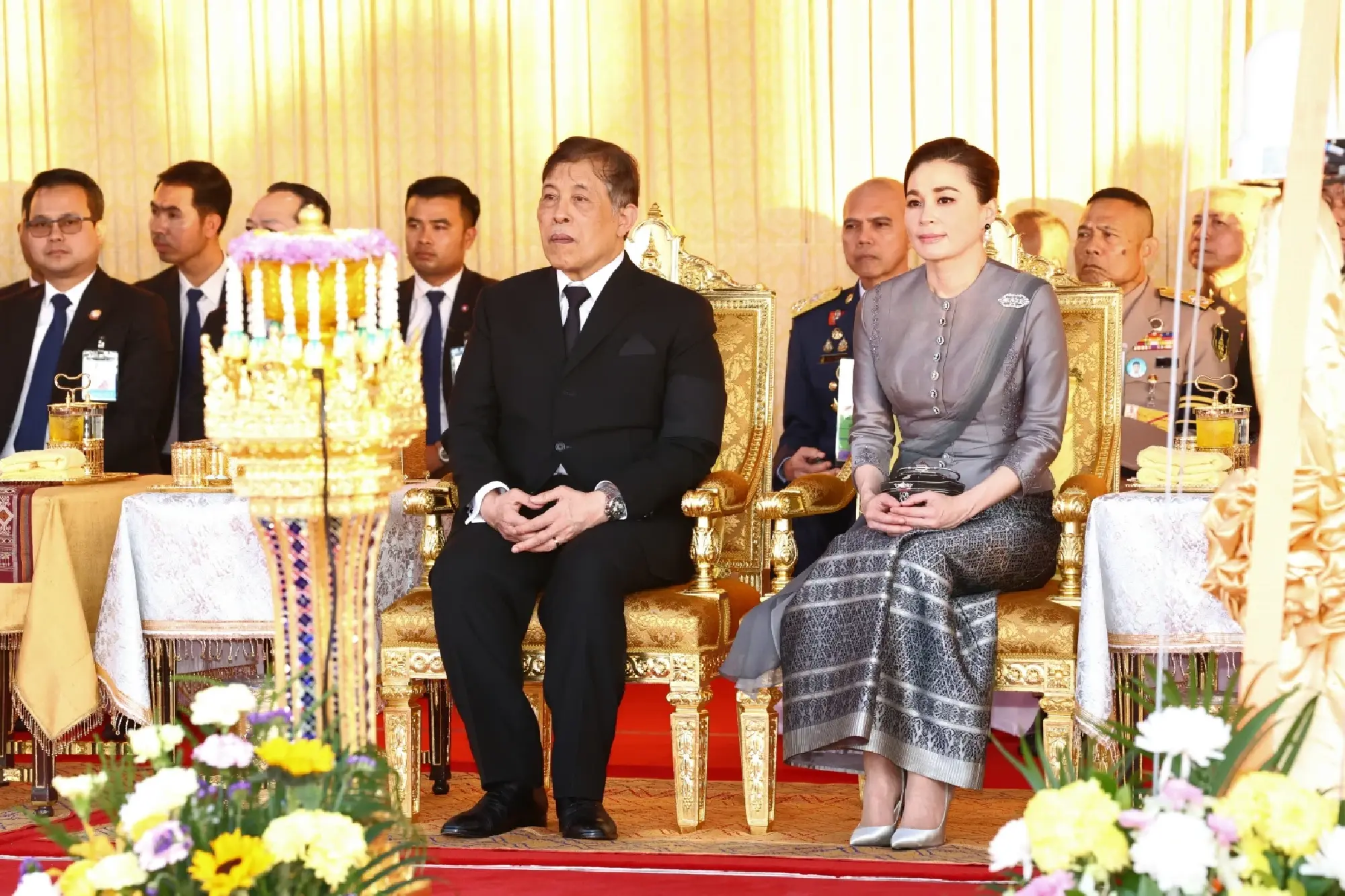 Their Majesties open fifth Thai–Lao Friendship Bridge linking Bueng Kan and Bolikhamxay