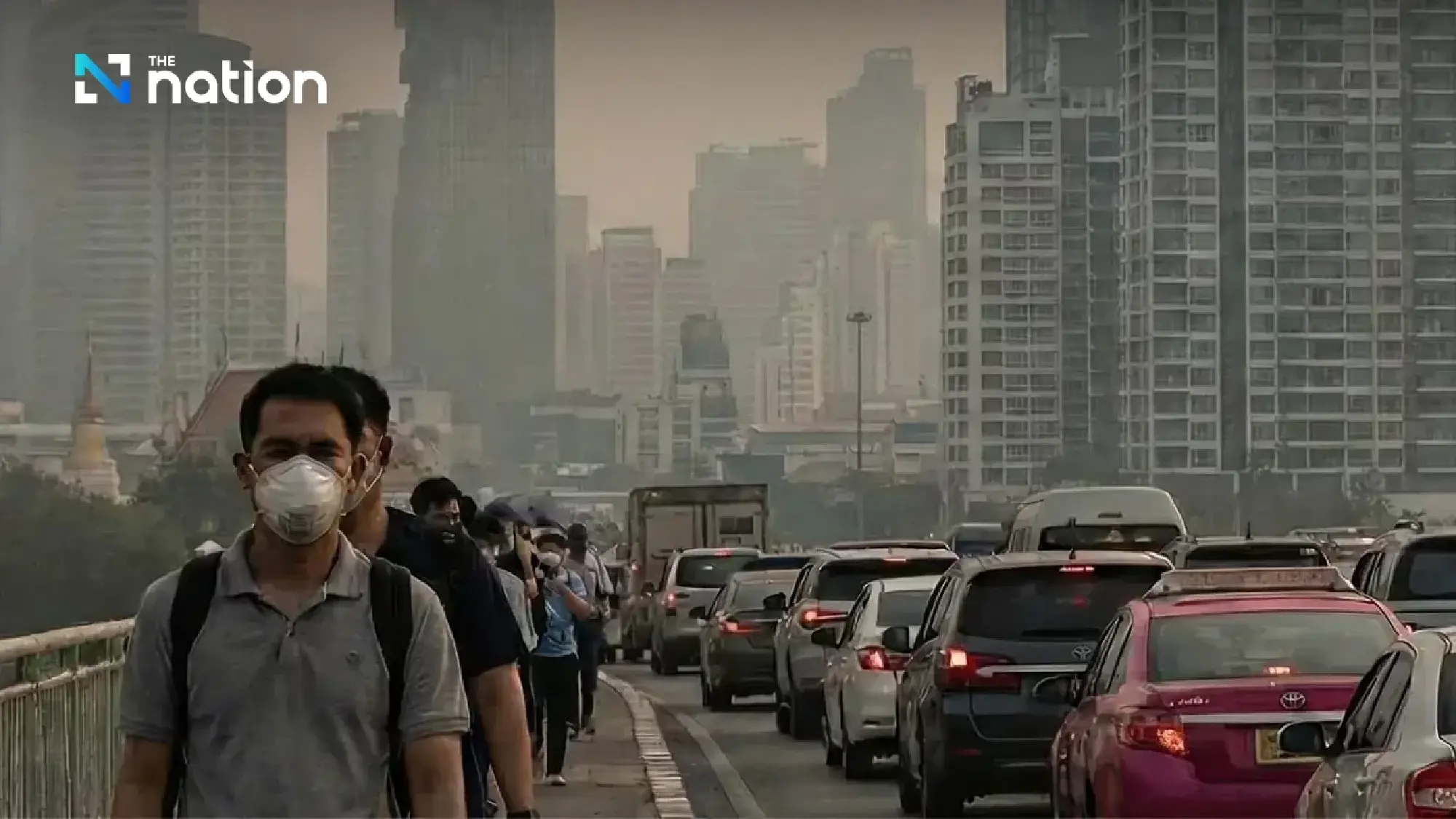 Bangkok PM2.5 spikes at year-end; Sathorn and Chatuchak hit orange-level risk