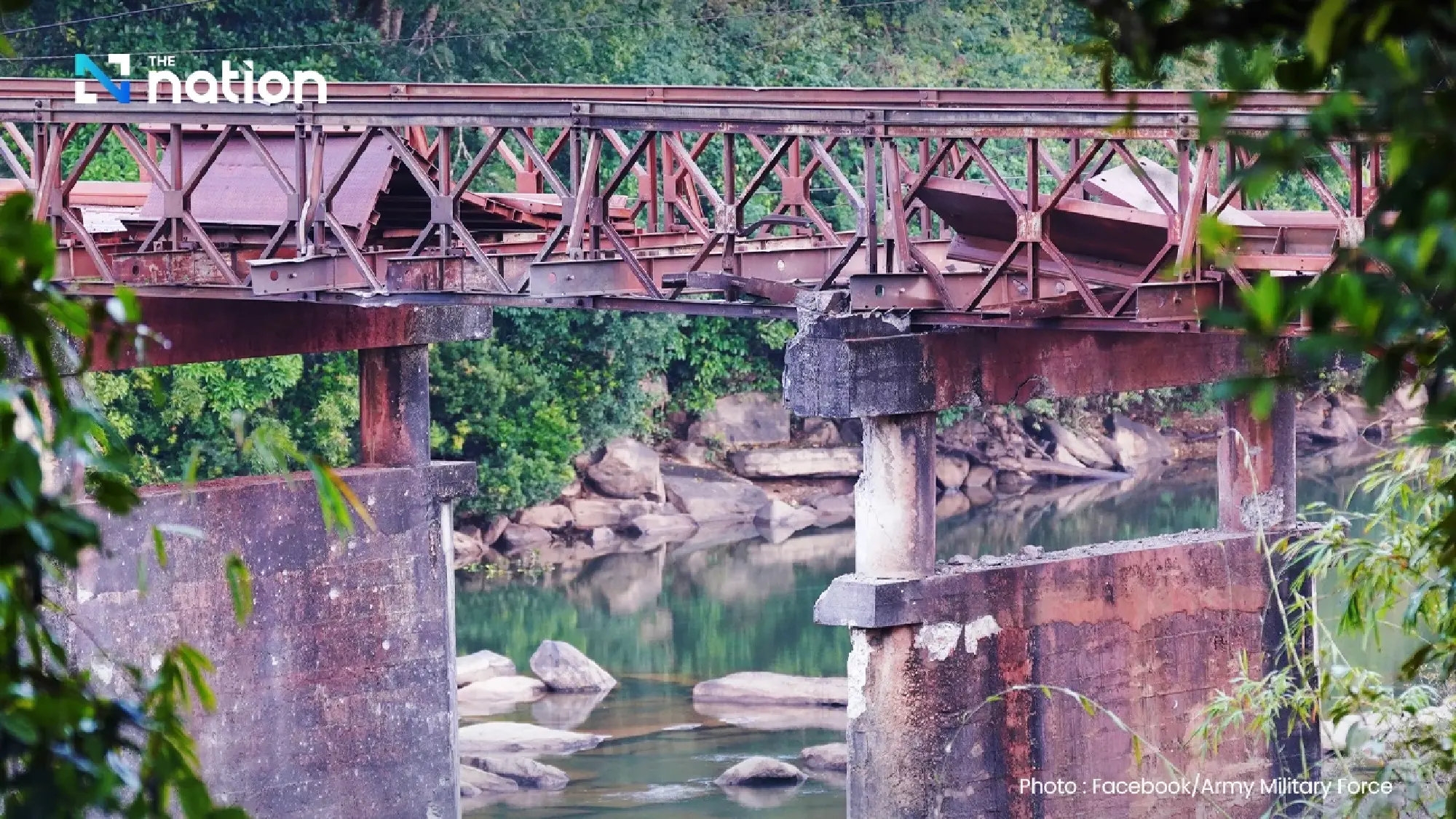 Gunfire, artillery and F-16 strikes: Thai-Cambodian border still burning after Trump calls