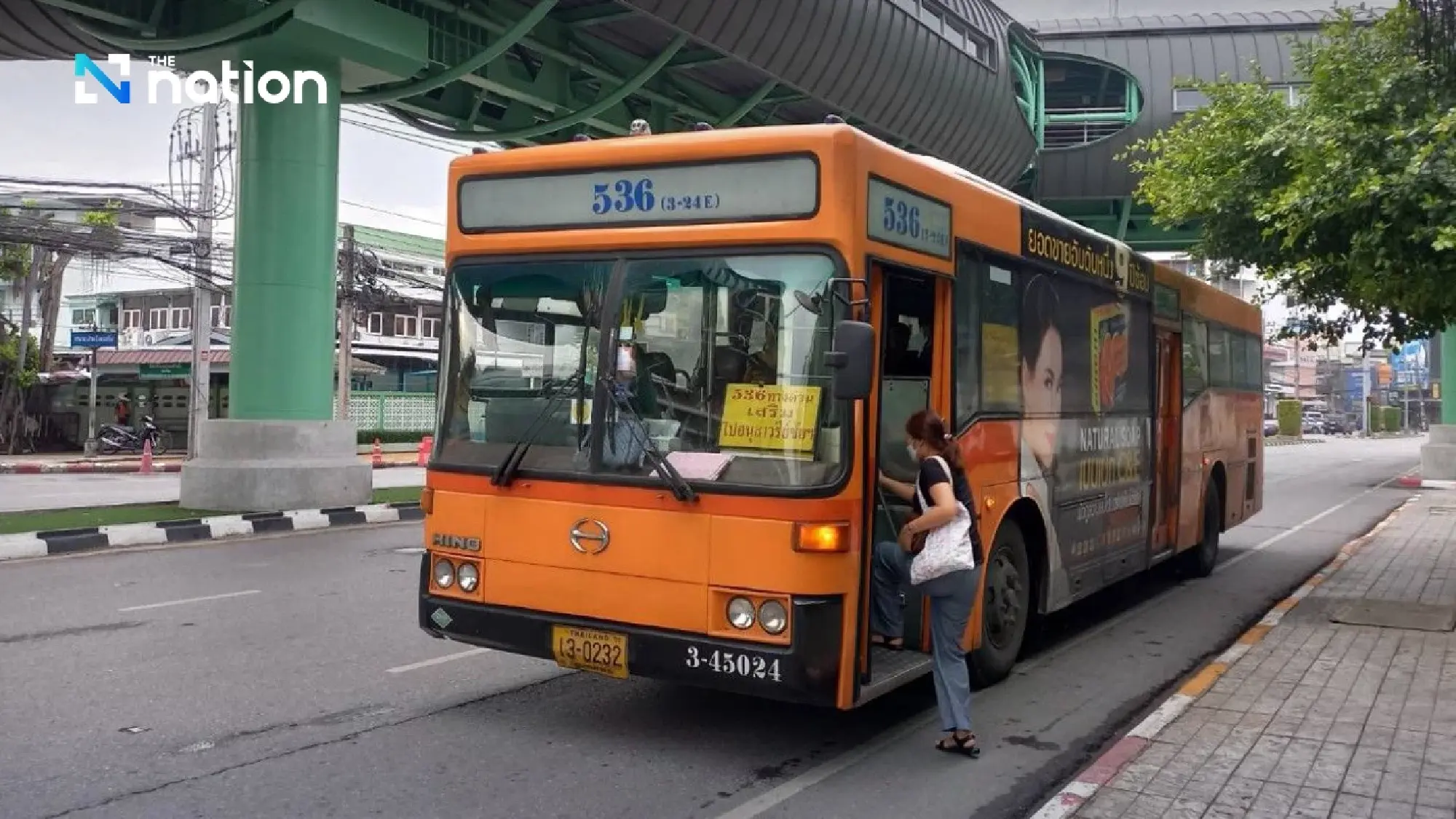 Bangkok transit runs late to 2am for New Year’s Eve