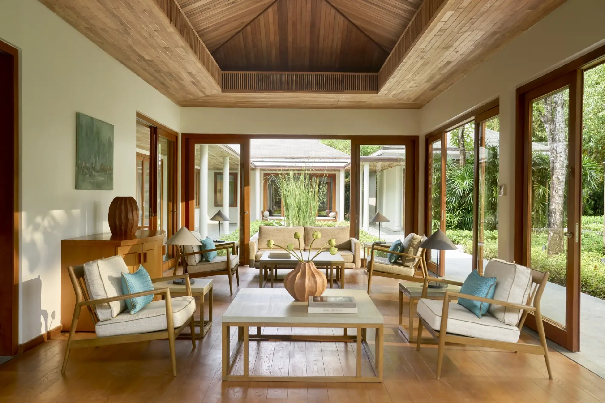 Marriott Reaches 700 APEC Hotel Milestone with Vietnam Autograph Collection Debut