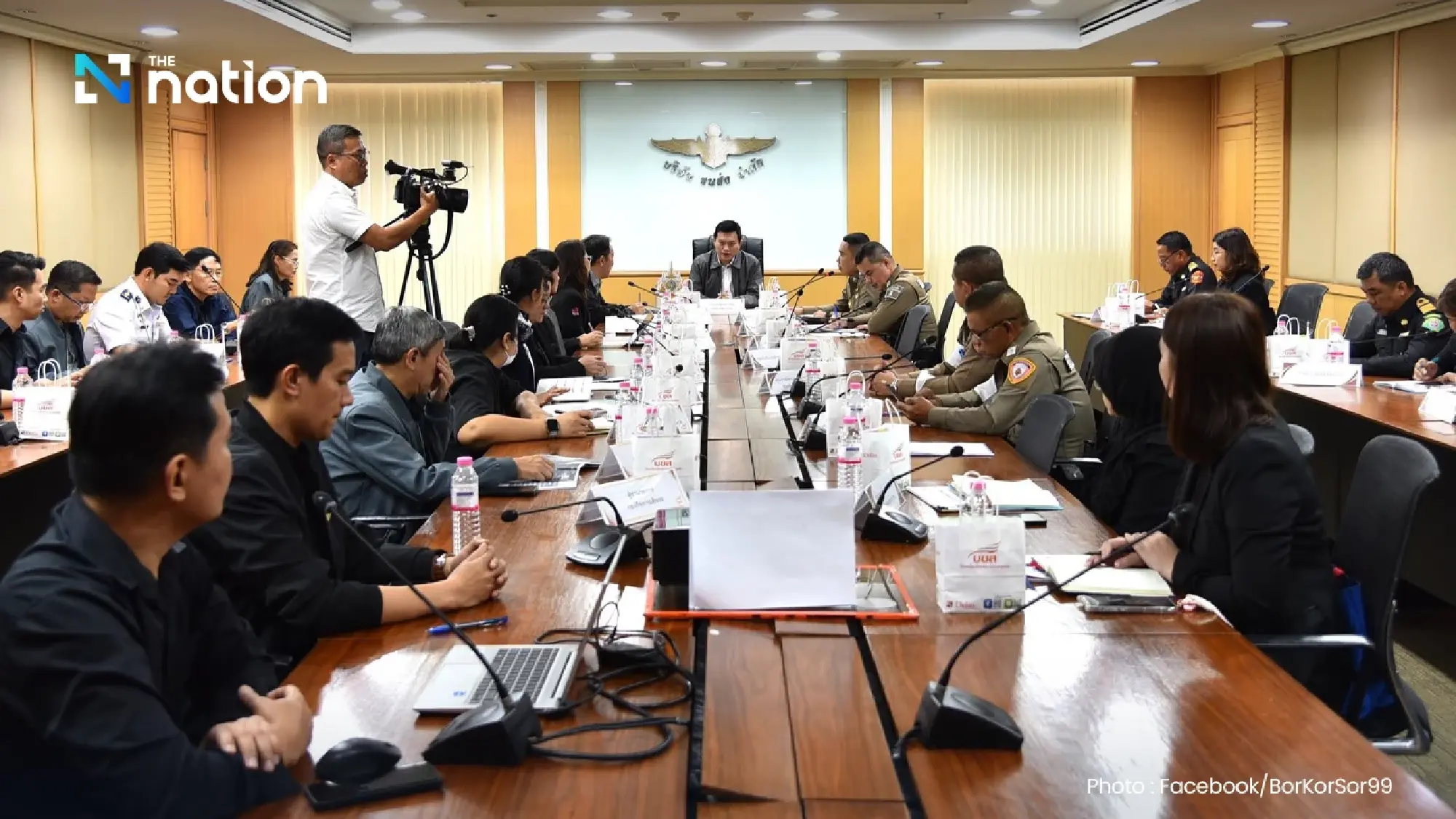 TCL prepares buses for New Year travel, expecting up to 180,000 passengers per day