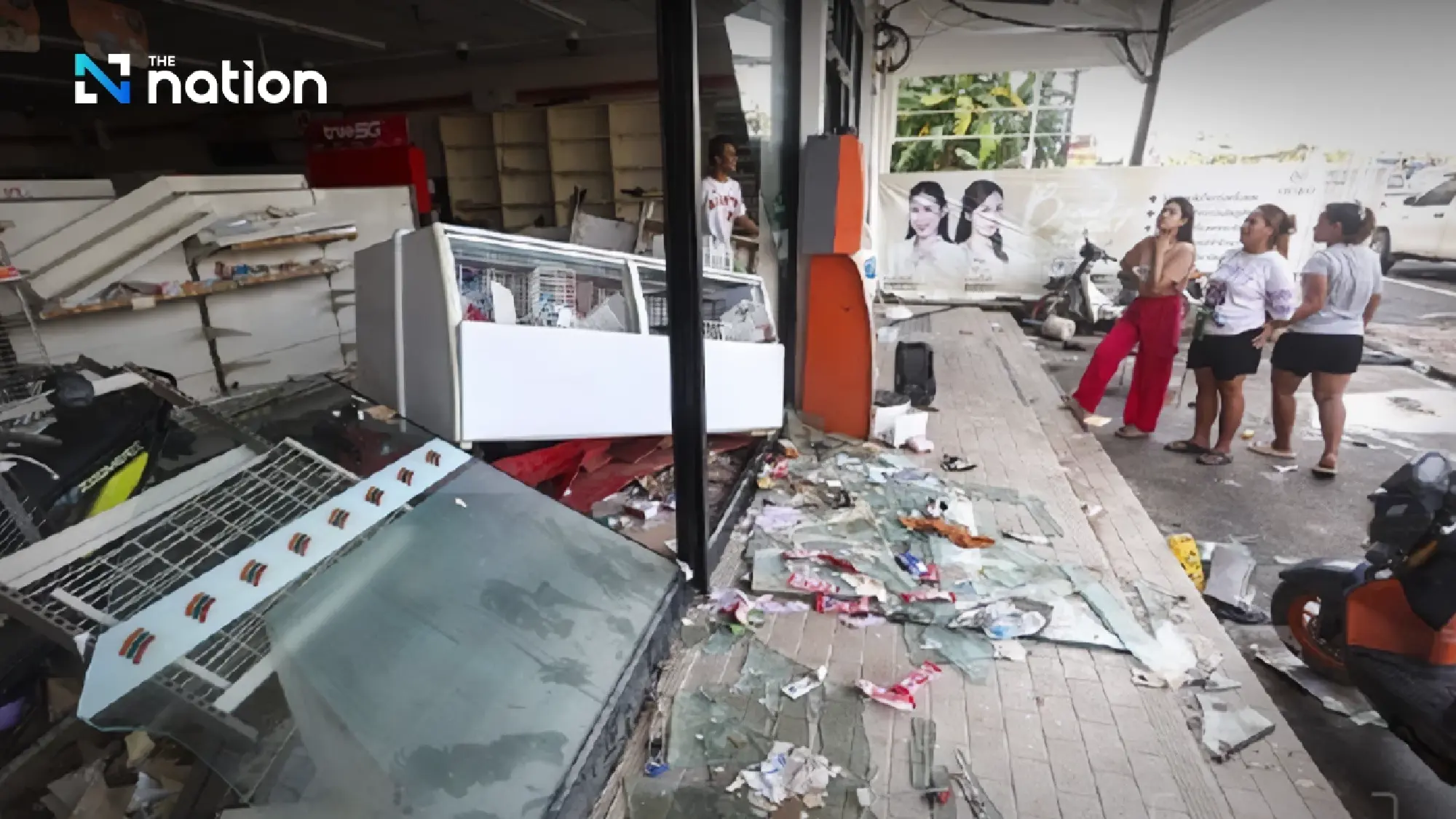 Business groups urge 40m-baht soft loans to revive Hat Yai as fewer than 20% of shops reopen after floods