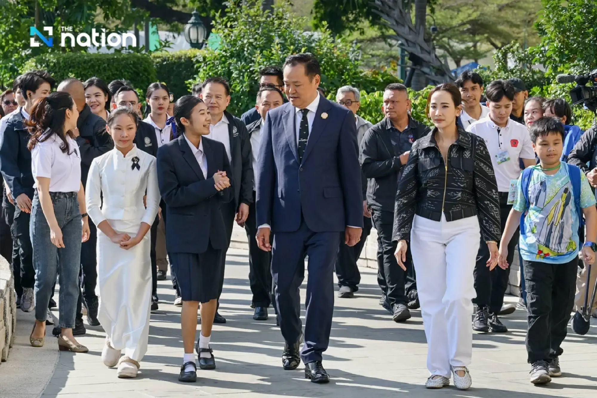 PM Anutin Champions Bilingual Future for Thai Youth at Government House Festivities