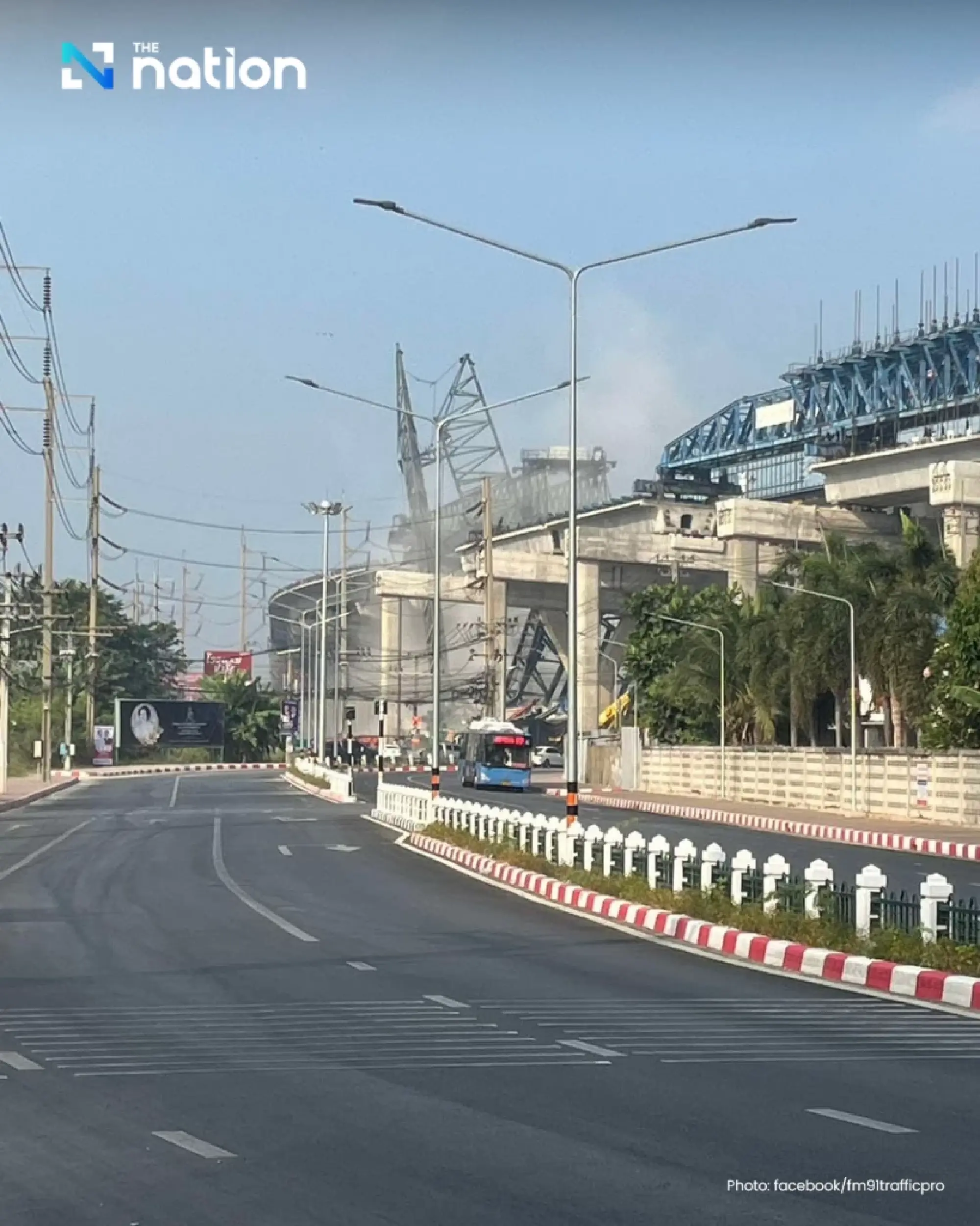 Construction crane collapses on Rama 2 Road; one fatality reported