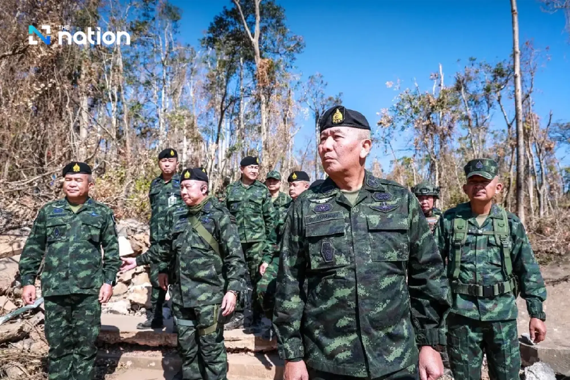 Army chief inspects Surin border posts, orders tighter security