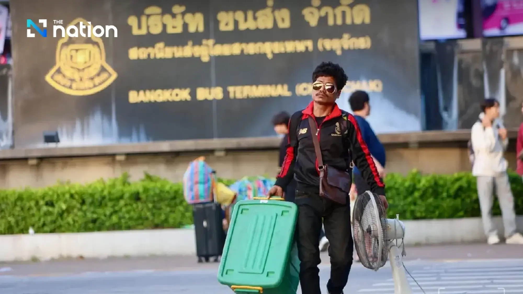 New Year break ends as travellers stream back to Bangkok