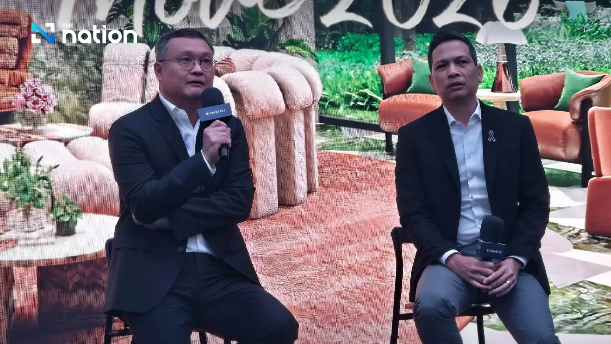 (from left) Uthai Uthaisangsuk and Poomipak Julmanichoti