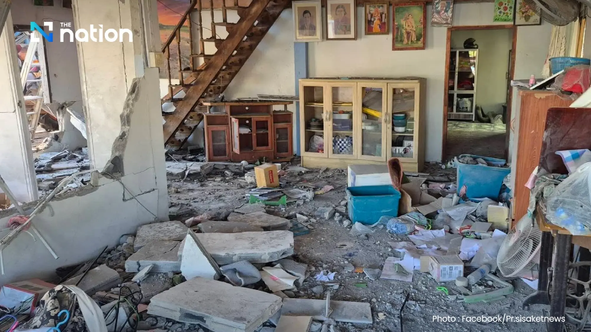 Si Sa Ket inspects border clash damage: 247 homes hit