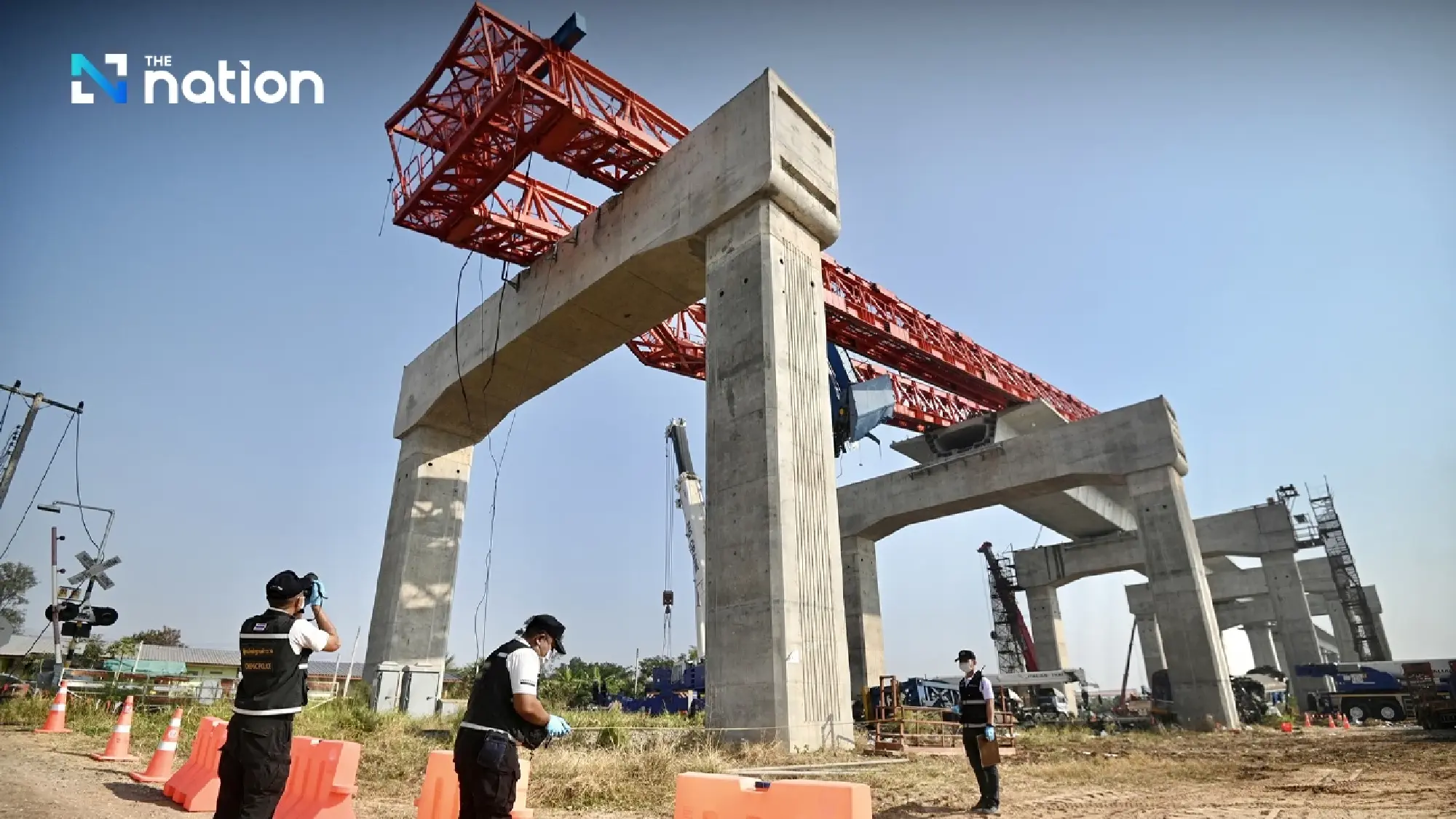 Italian-Thai acknowledges mistake, requests to continue project work