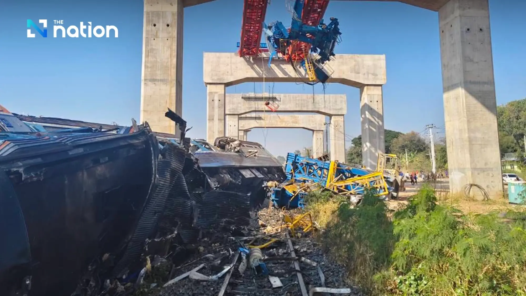 Thai Engineers cite 4 causes of crane accidents on rail project