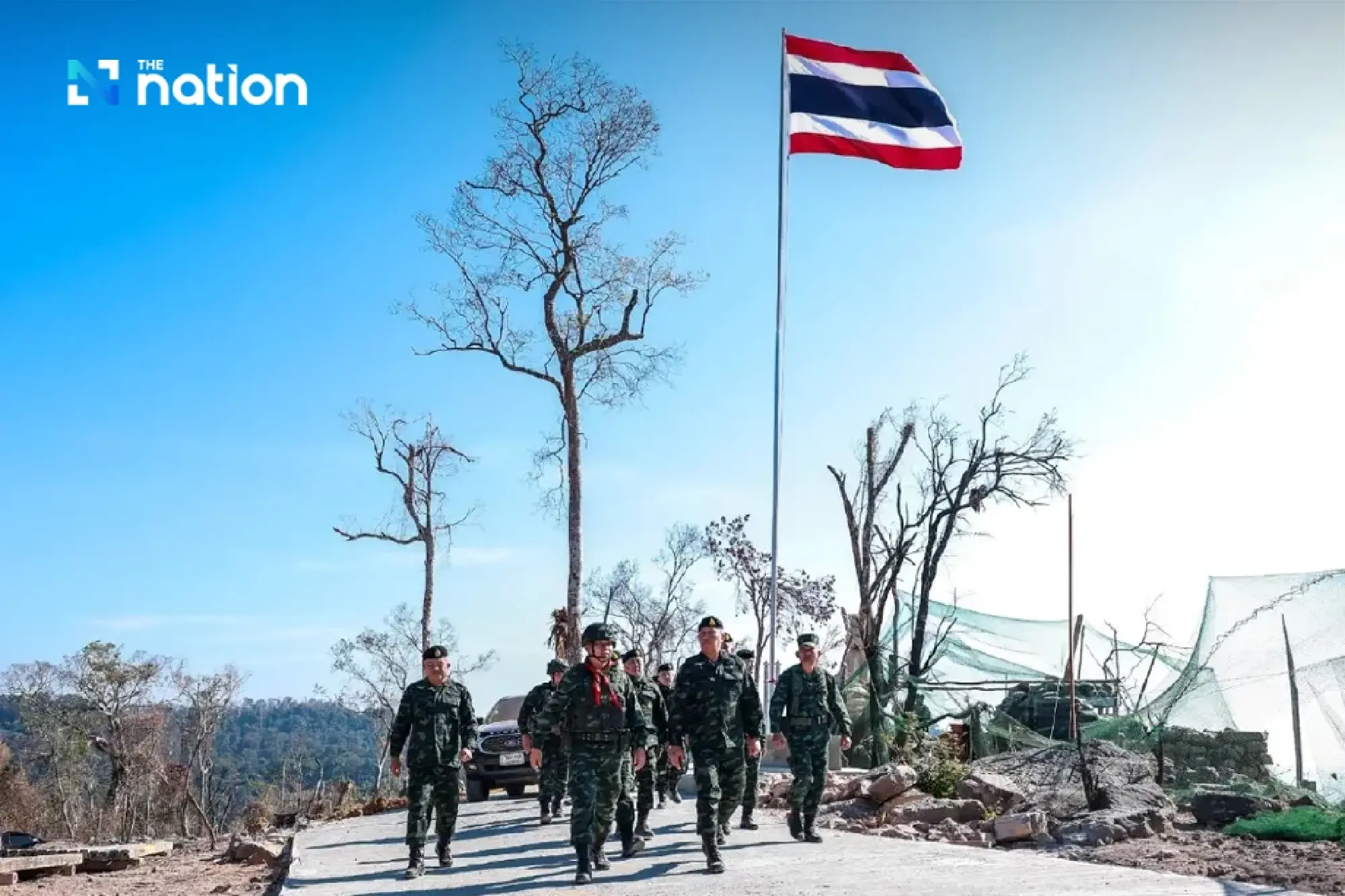 Army chief inspects Surin border posts, orders tighter security