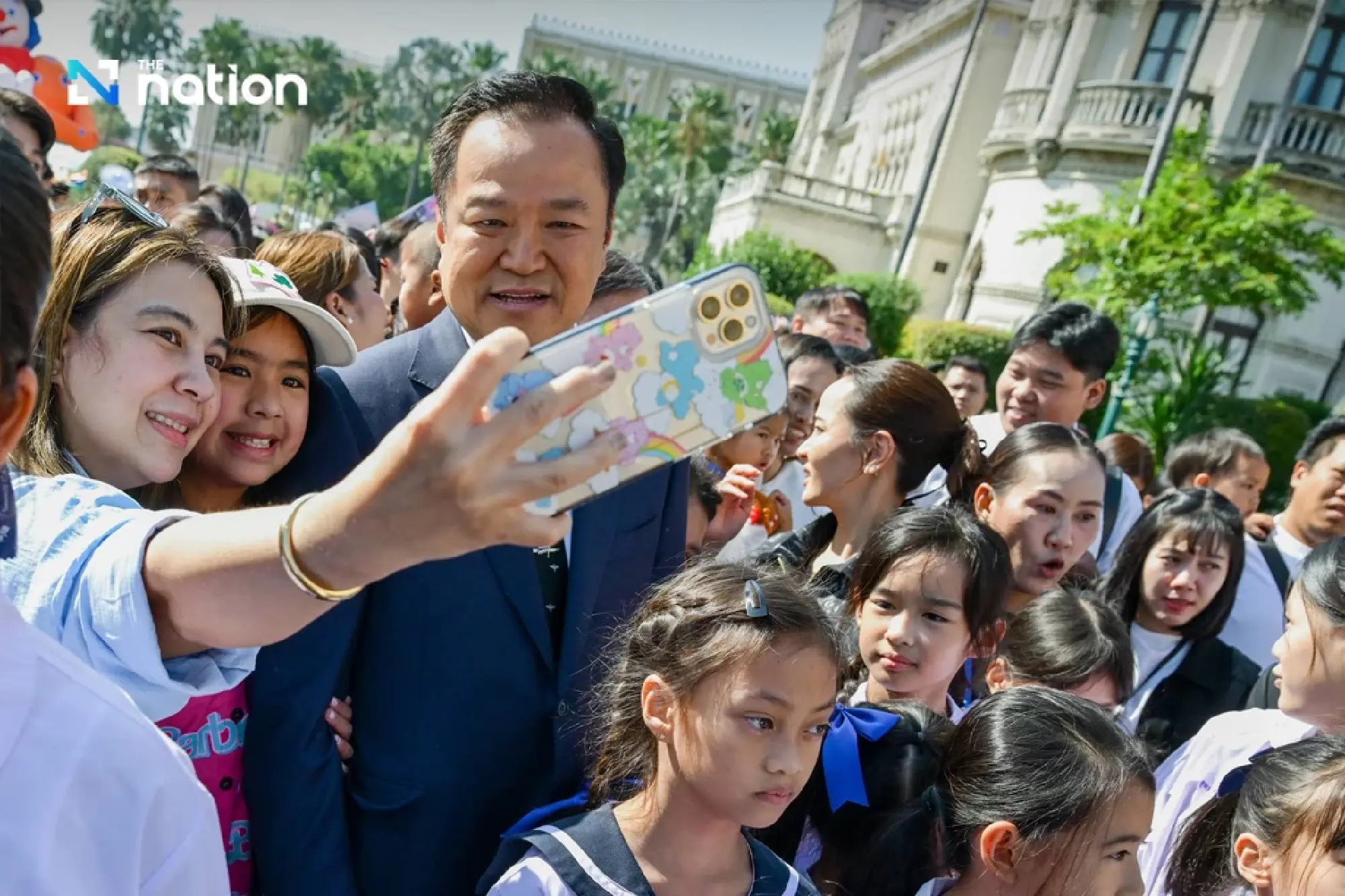 PM Anutin Champions Bilingual Future for Thai Youth at Government House Festivities