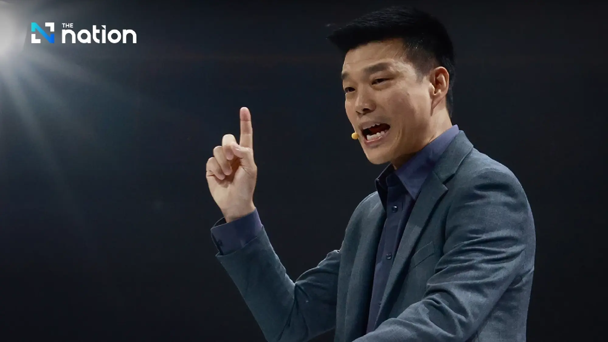 Natthaphong urges voters to choose wisely on Feb 8, calls for a ‘people’s government’