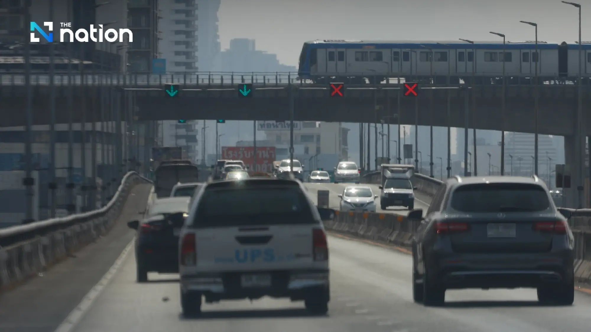 Severe PM2.5 pollution hits Bangkok, with air quality in critical zones worsening
