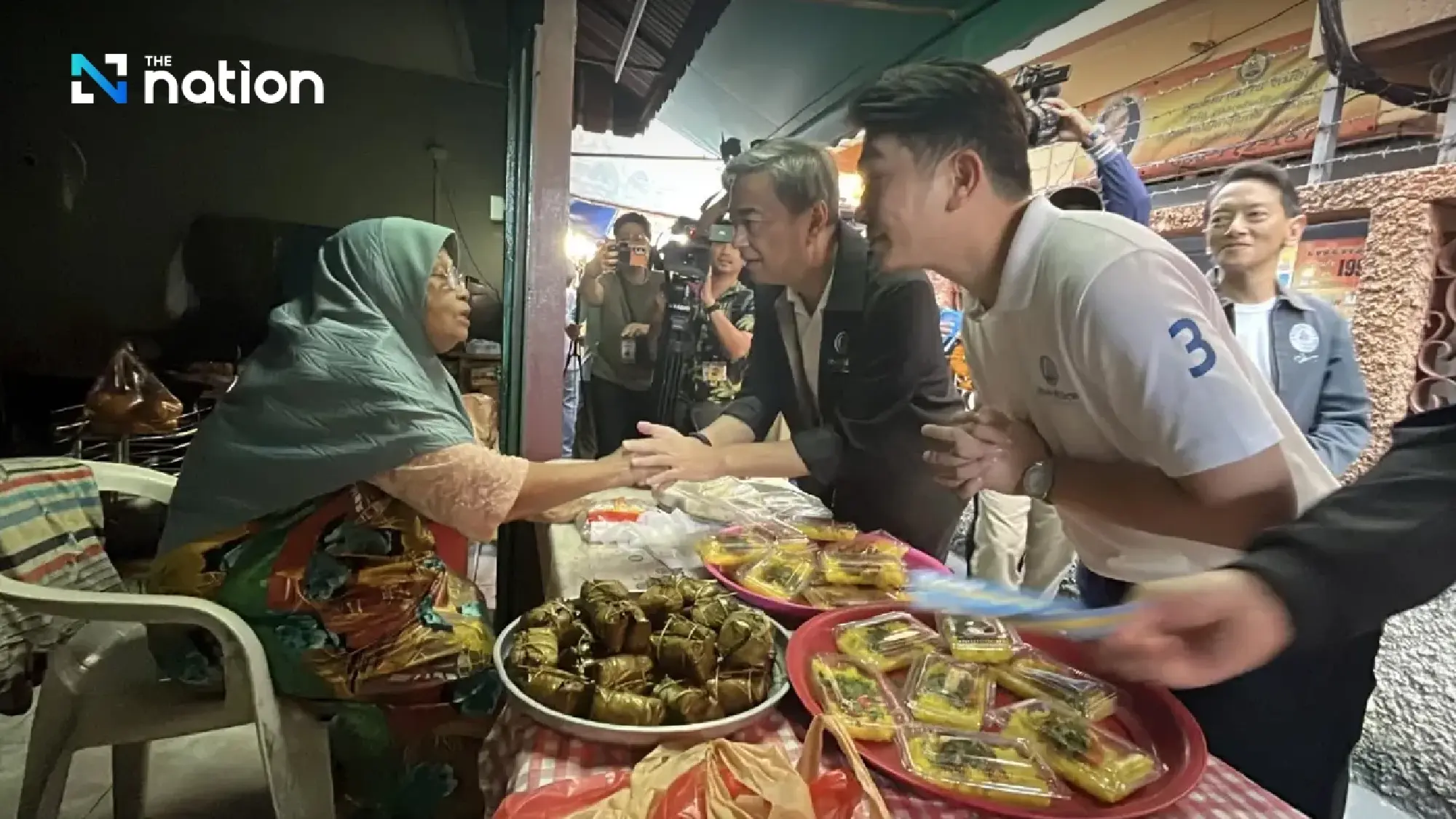 Abhisit thanks Songkhla voters for support, hopes Democrats can win back Bangkok