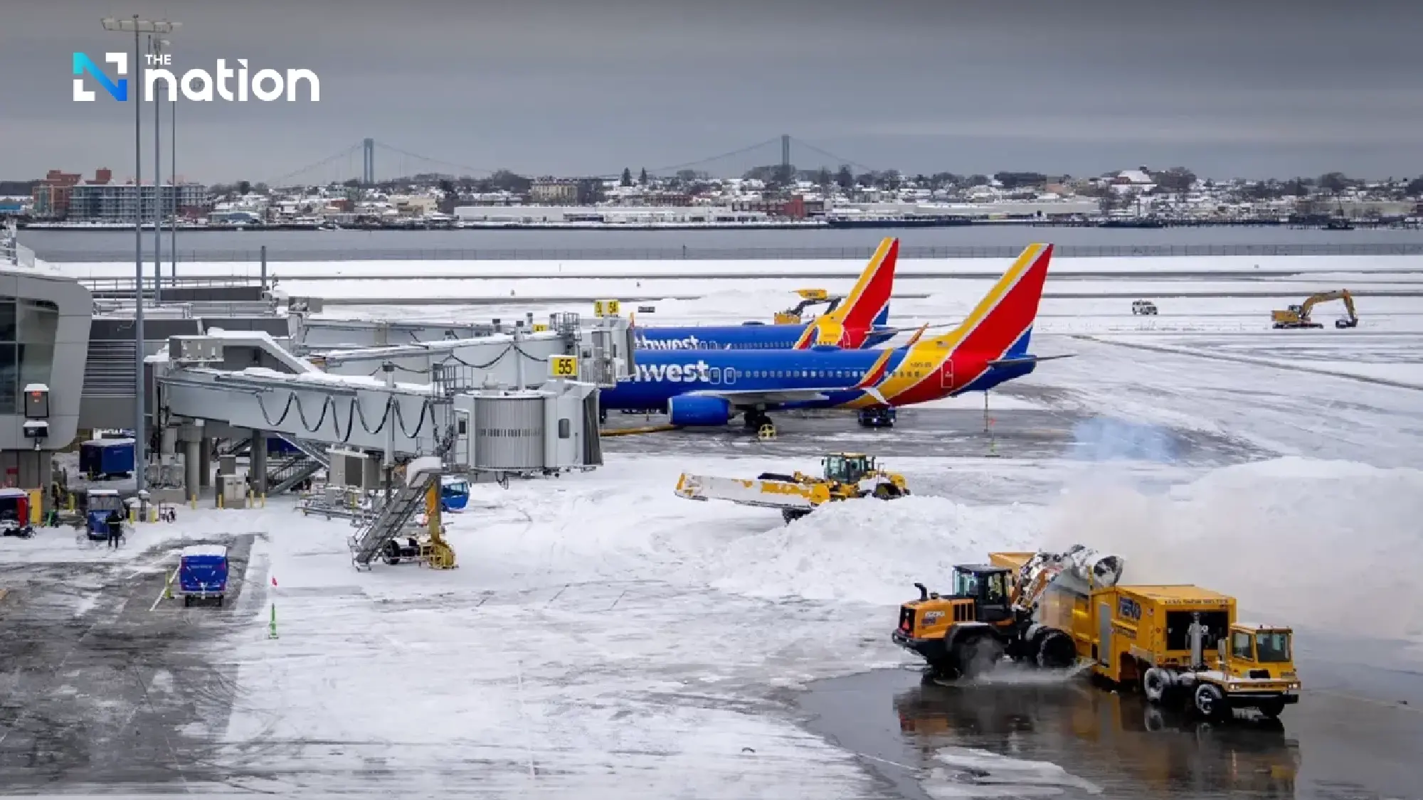 Winter storm batters US, 28 killed as flights cancelled and power cut