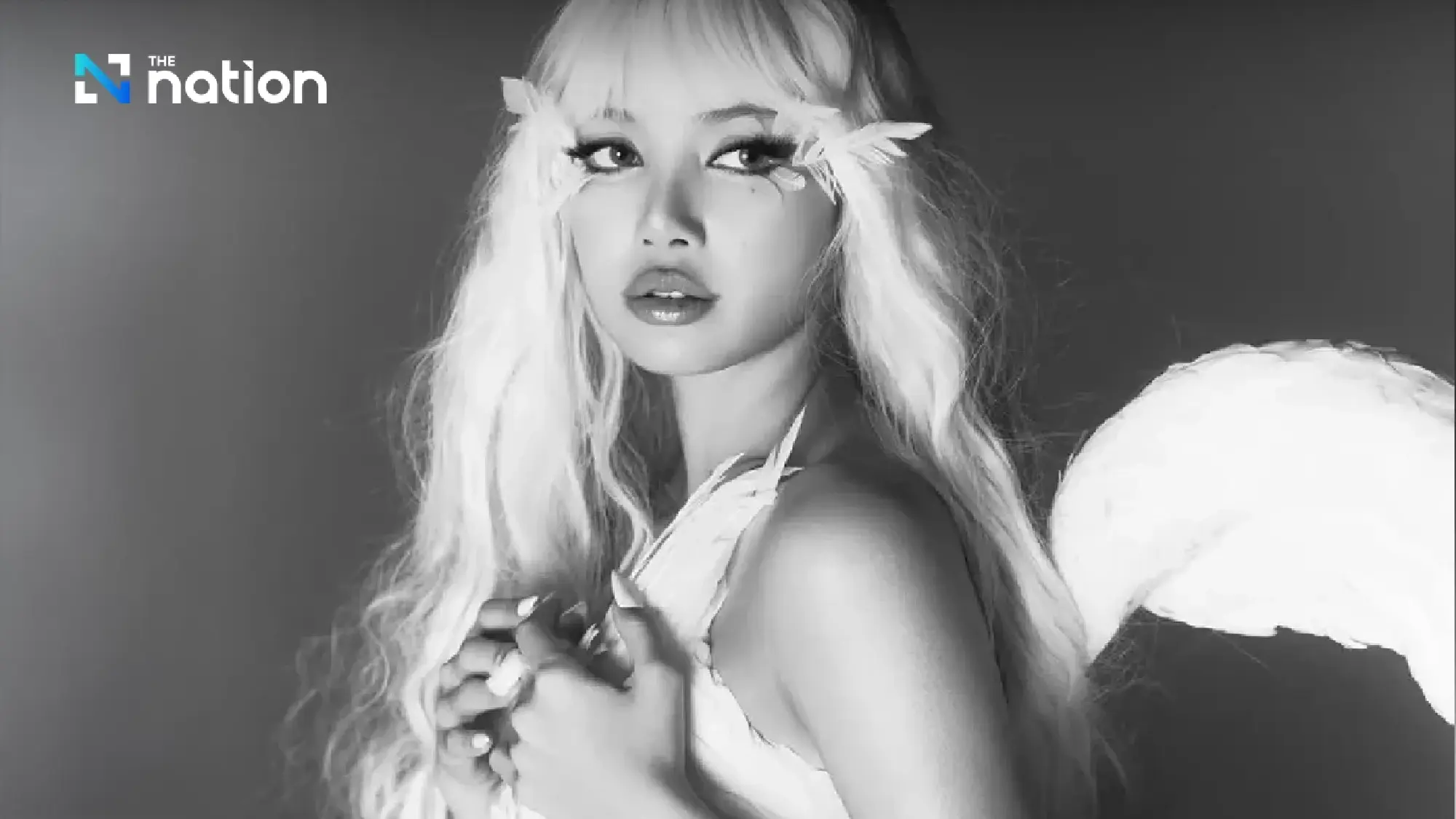 Lisa stuns fans with Cupid look for Valentine's 2026, breaks IG with million likes