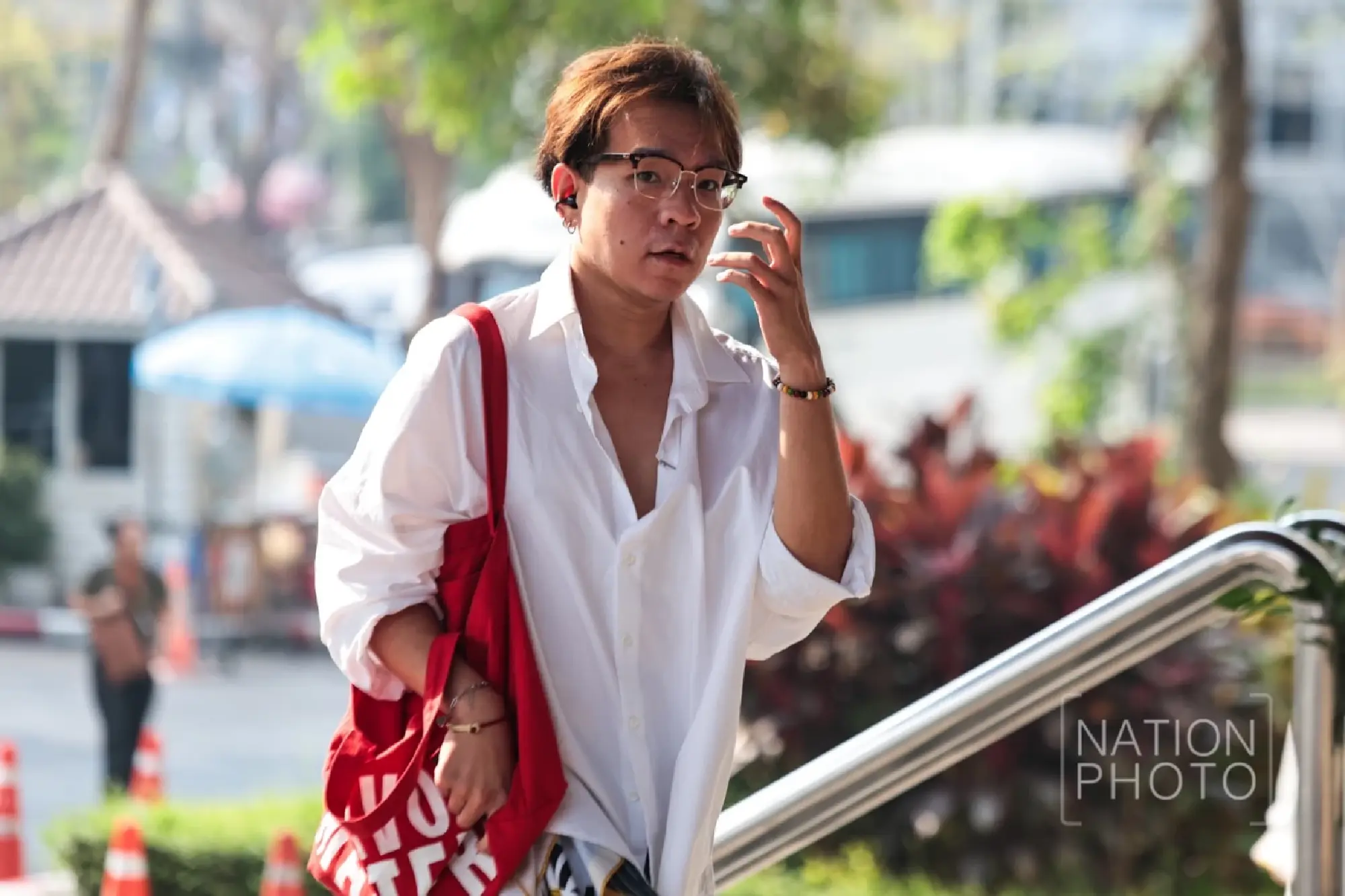 Court jails Arnon Nampa and three others in Section 112 case; actress Sai acquitted