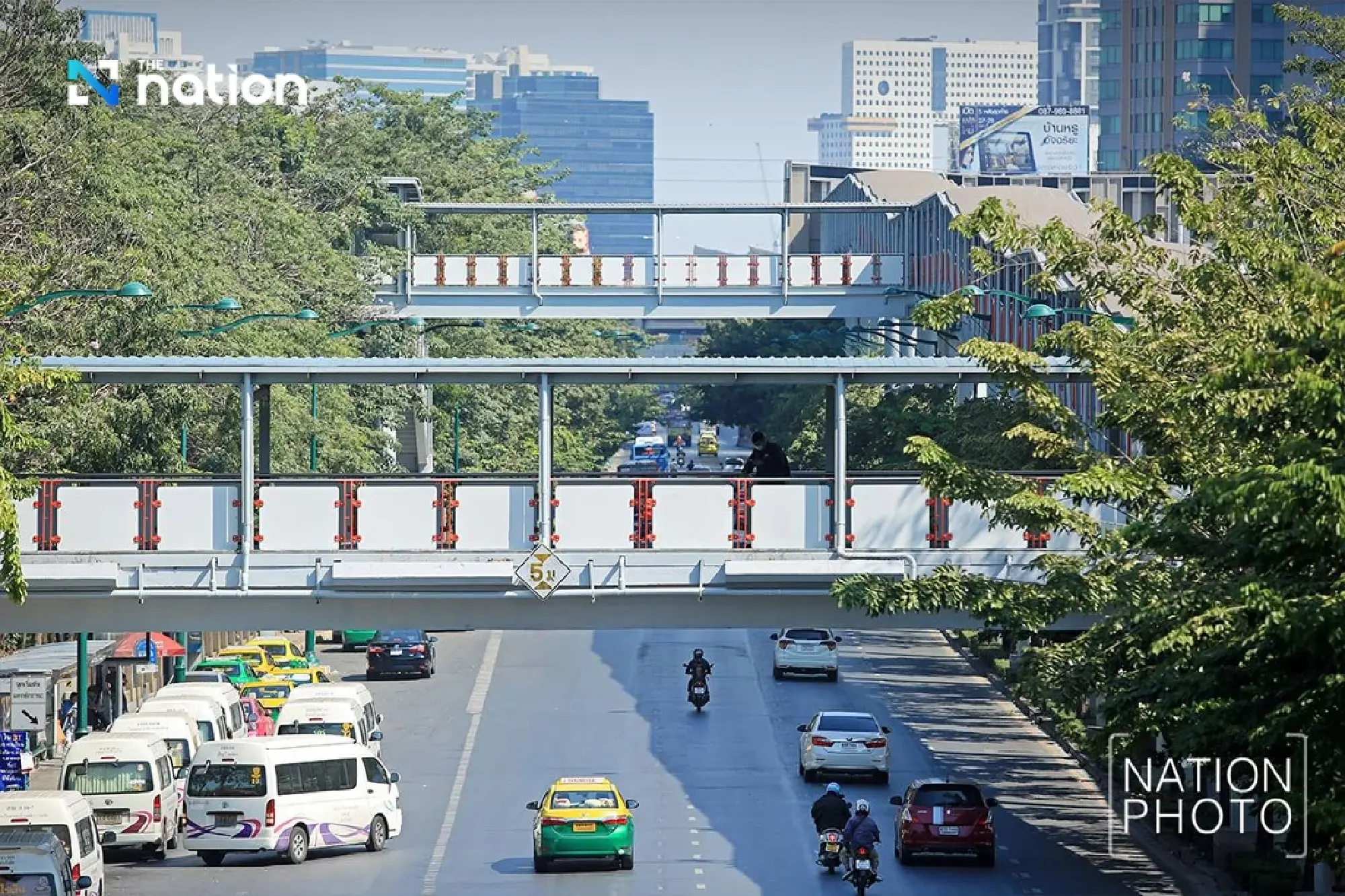 Bangkok skies clear as PM2.5 drops sharply across all districts