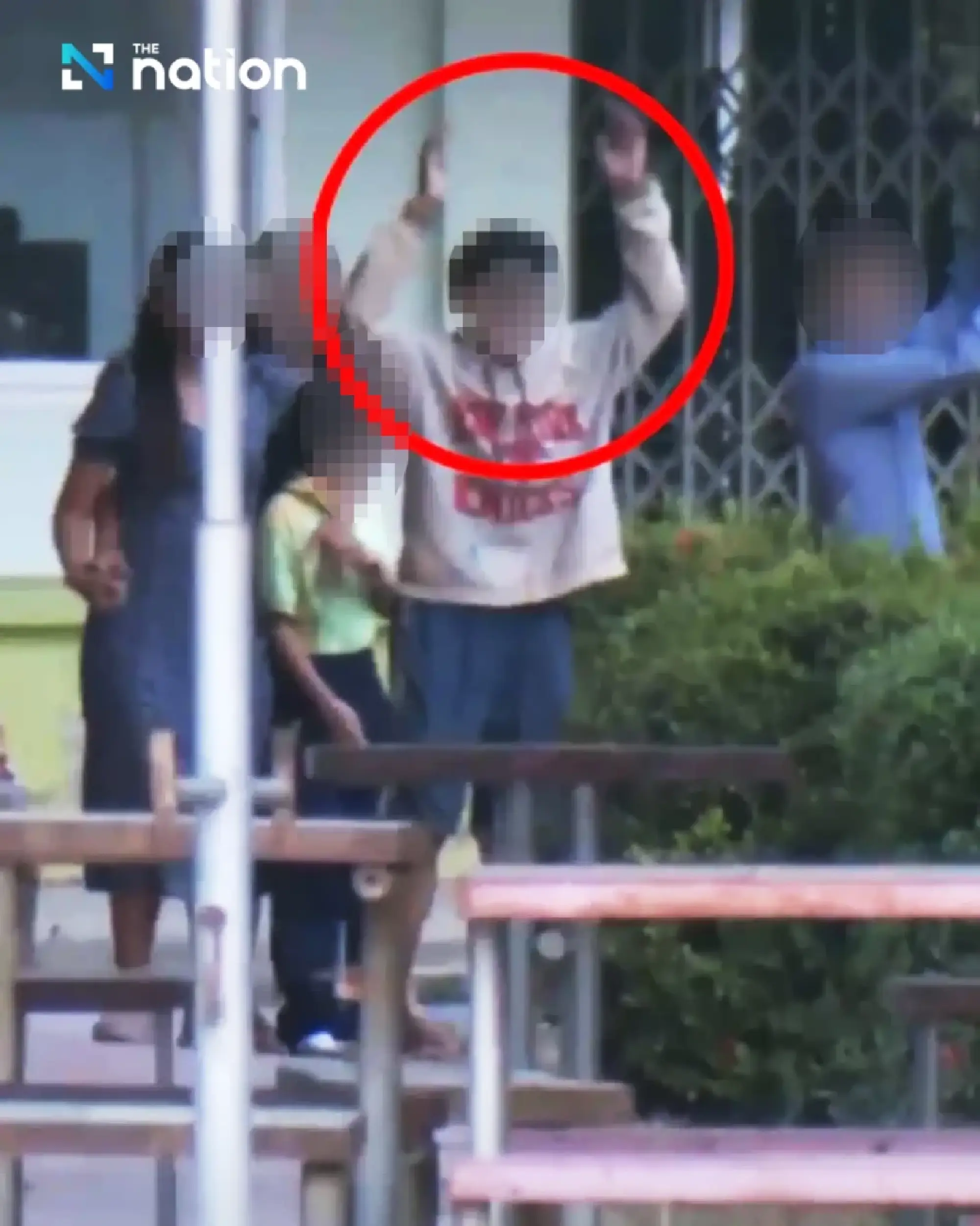 Hat Yai school director honoured for protecting students; 18-year-old held