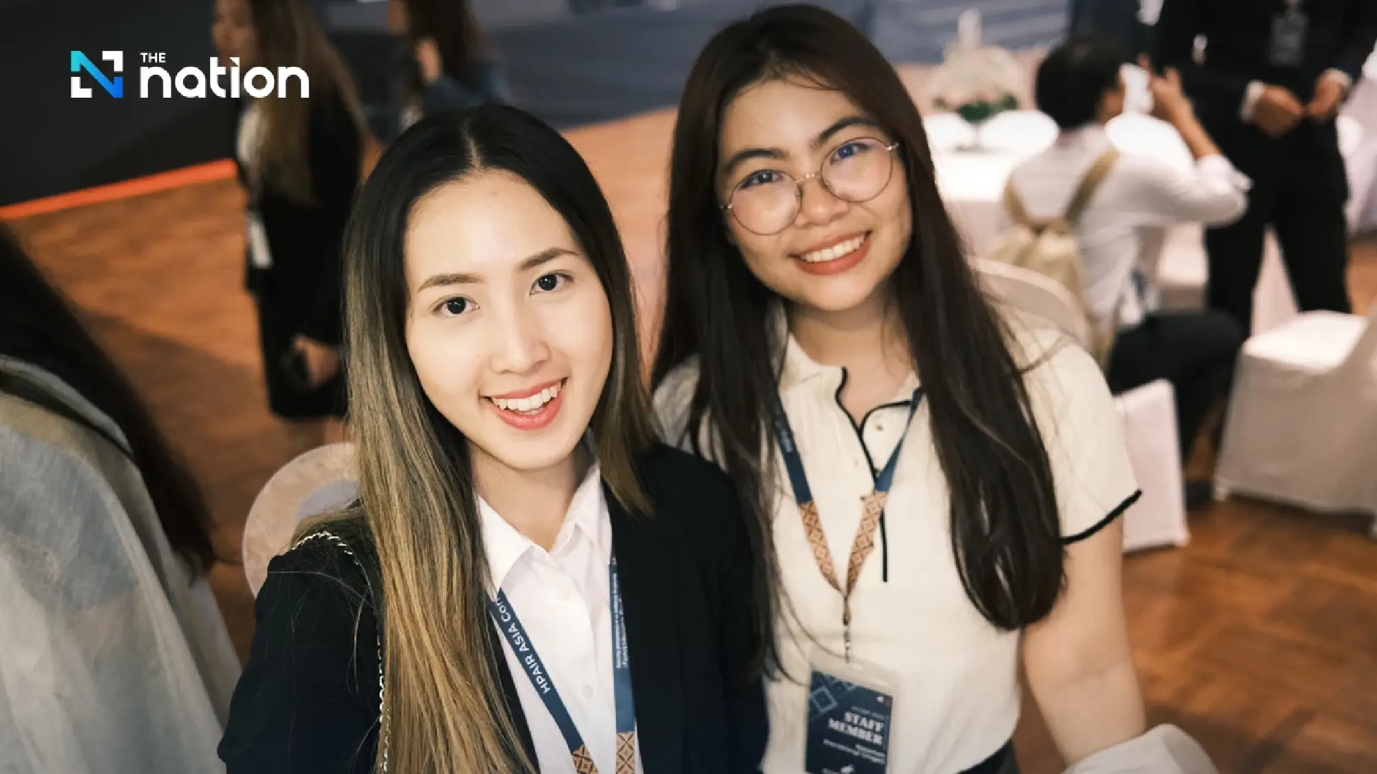 (right)  'Namkhing' Natamon Amphin