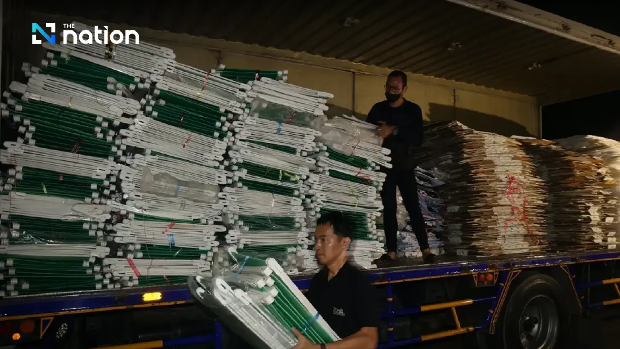 Chonburi ballot boxes moved to Ang Sila warehouse, public mounts overnight watch