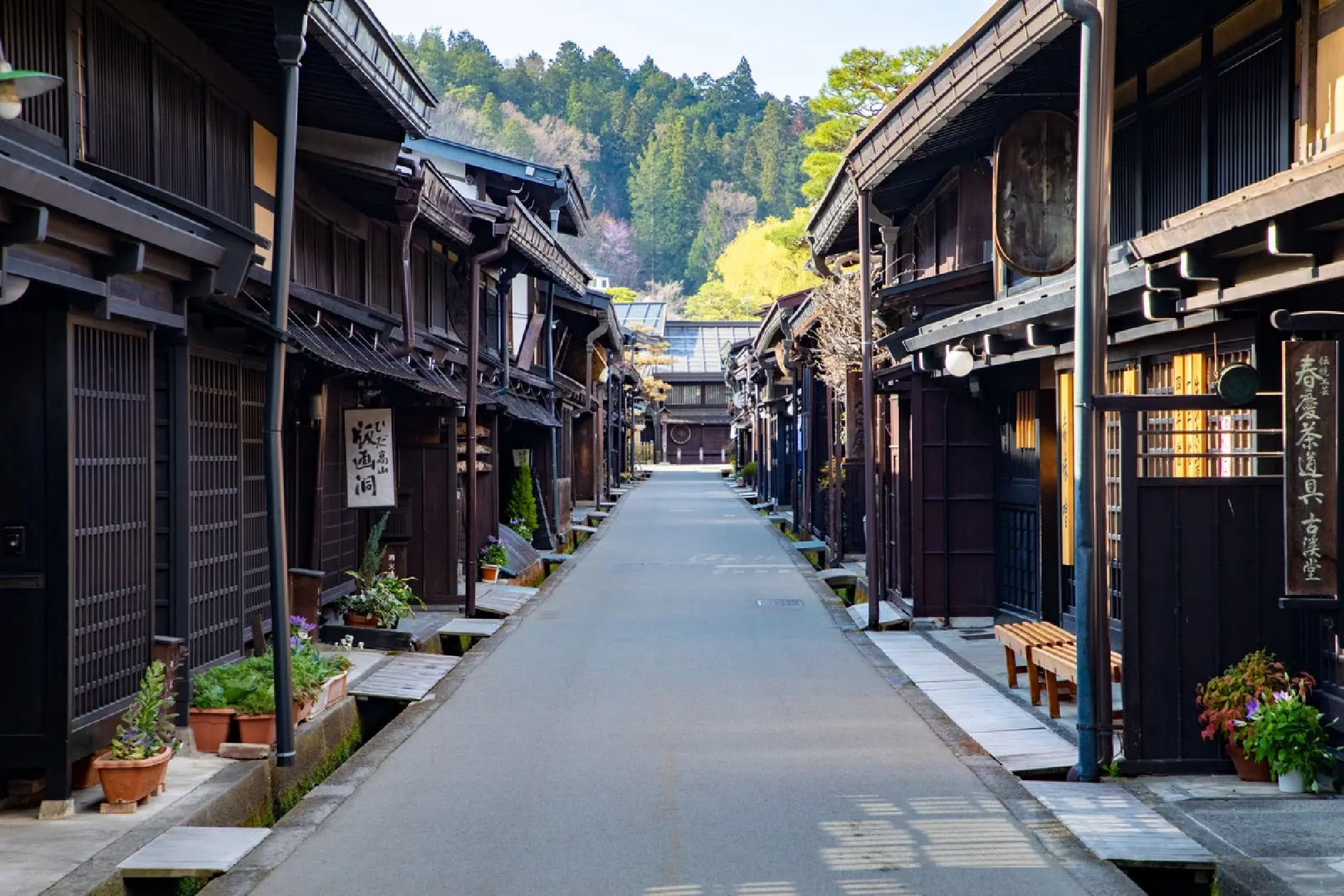 Japan to Boost Aid for Town Development Using Historical Resources