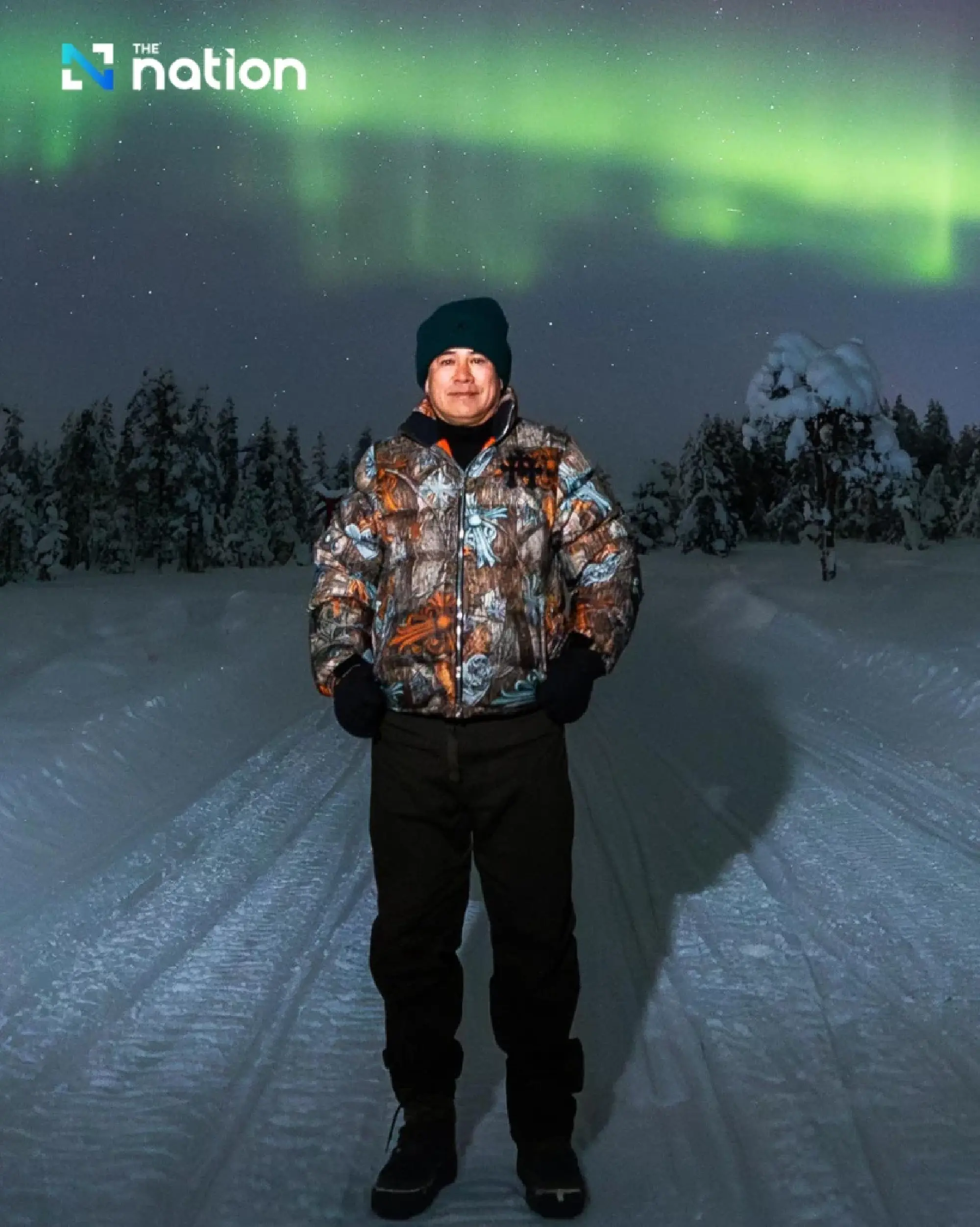 Thamanat’s northern lights snaps spark buzz over ultra-rare jacket “also worn by Lisa”