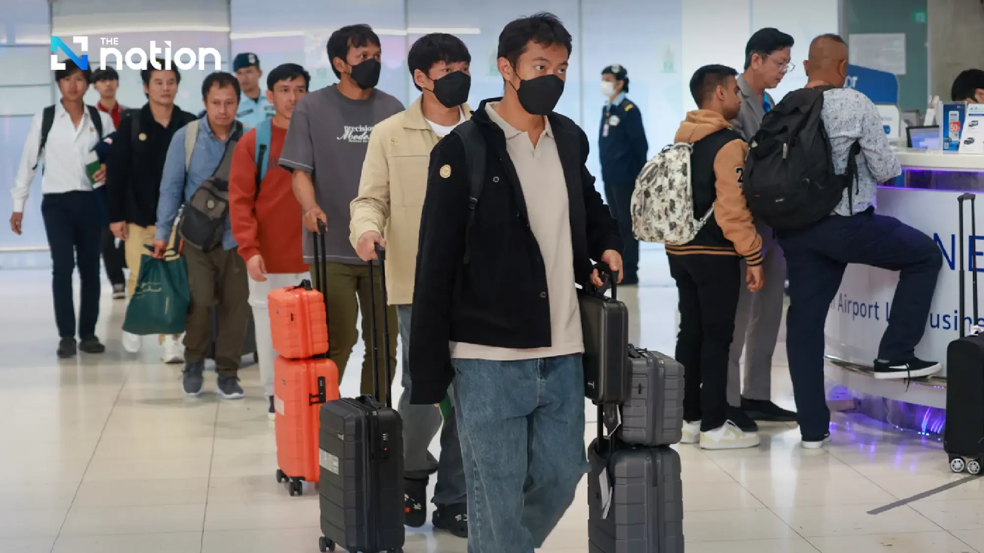 20 crew members from Mayuree Naree return safely to Thailand