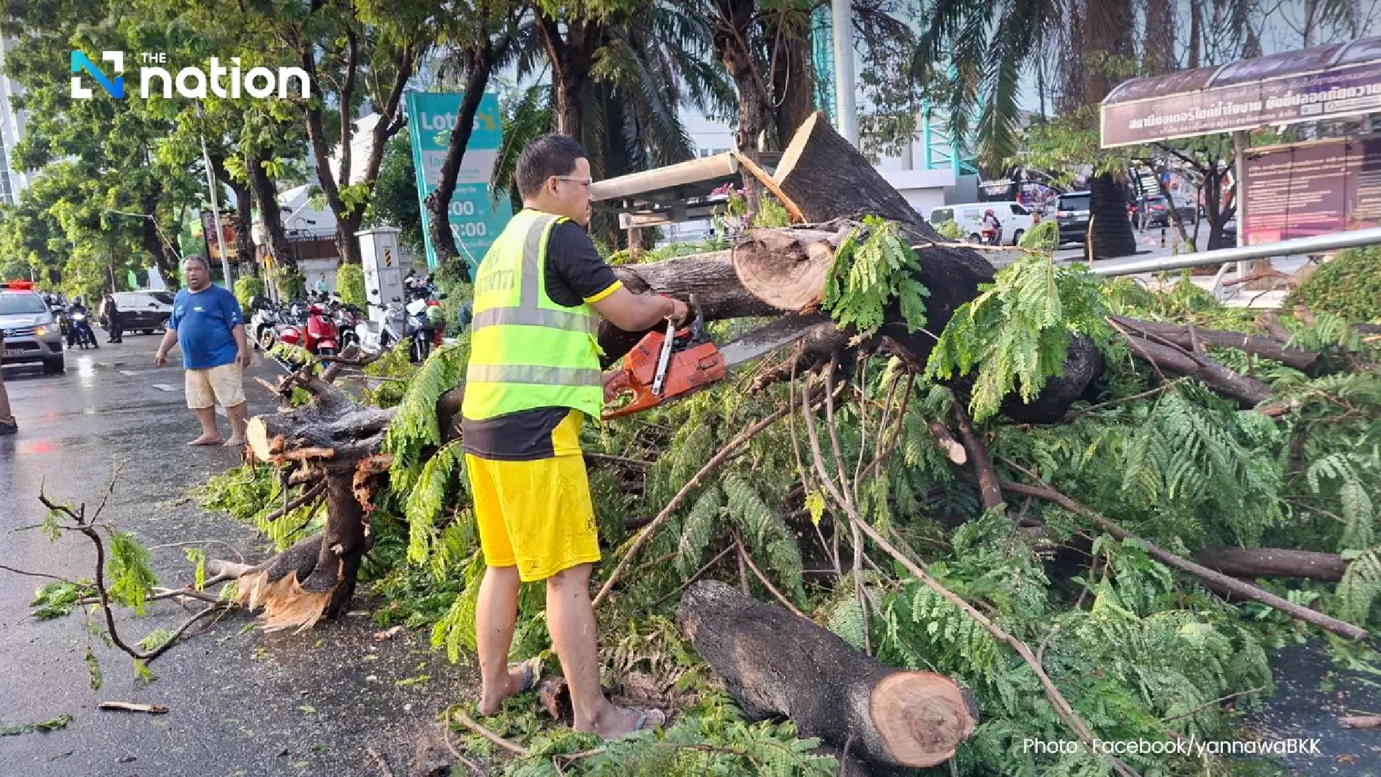 Summer storm lashes Bangkok as North, Northeast brace for hail