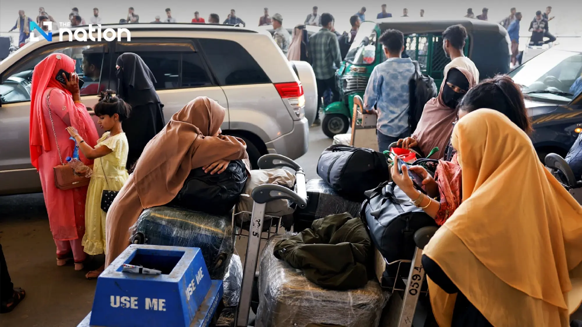 Global aviation chaos as Middle East airspace shuts for second day, stranding travellers
