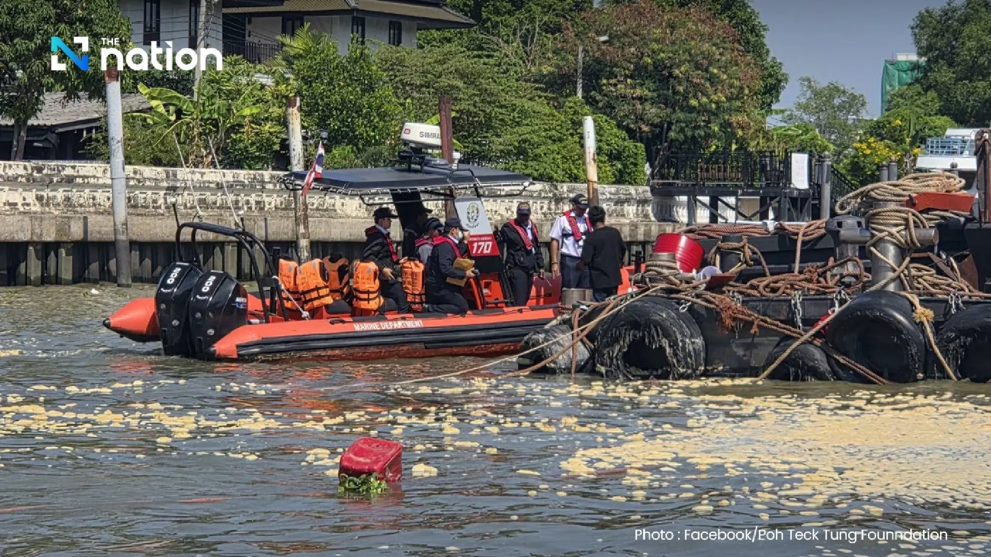 Tugboat capsizes in Bangkok Noi canal; no injuries reported so far