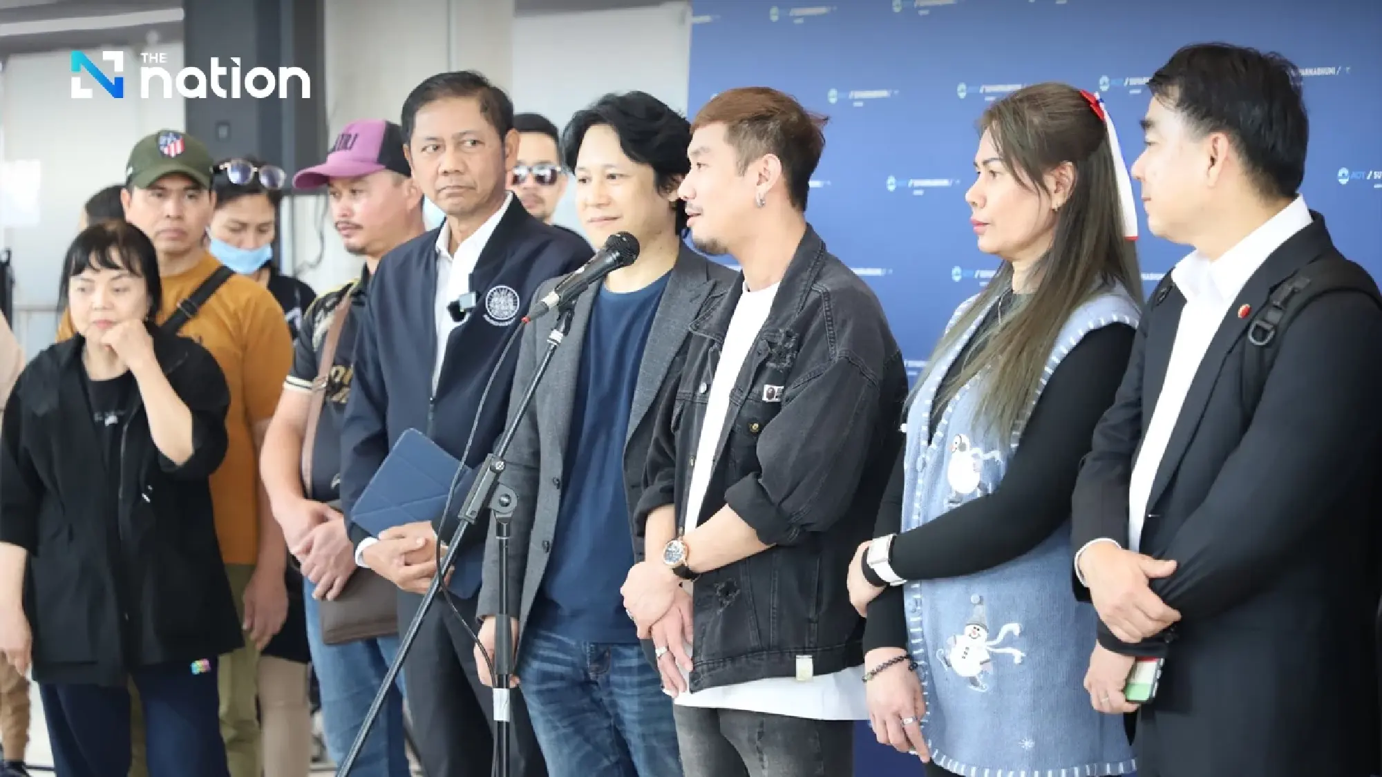 Nearly 1,000 Thai workers seek return as 35 arrive home from Iran and Bahrain