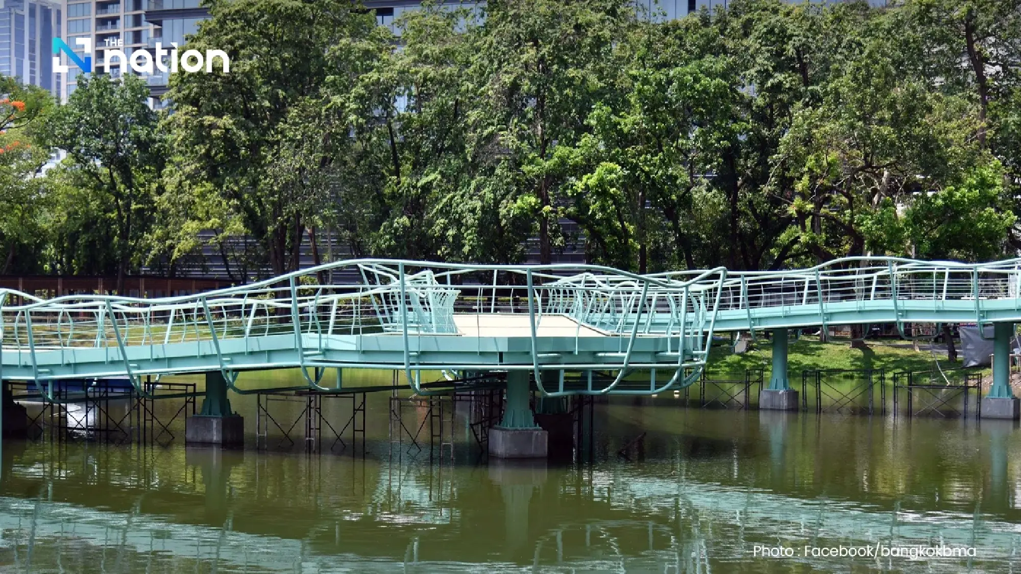 Bangkok eyes May 1 reopening of ‘Green Bridge’ link between Lumpini and Benjakitti as energy crisis slows works