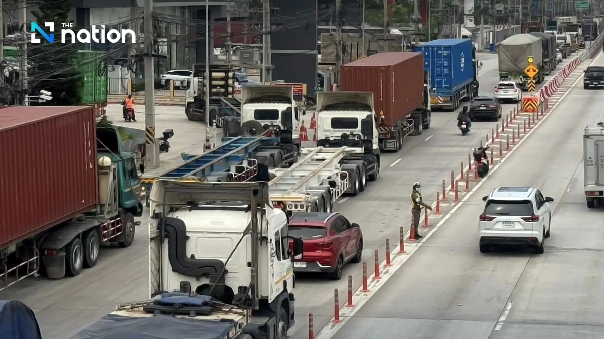 Thai truckers apologise as staged freight hikes start April 1