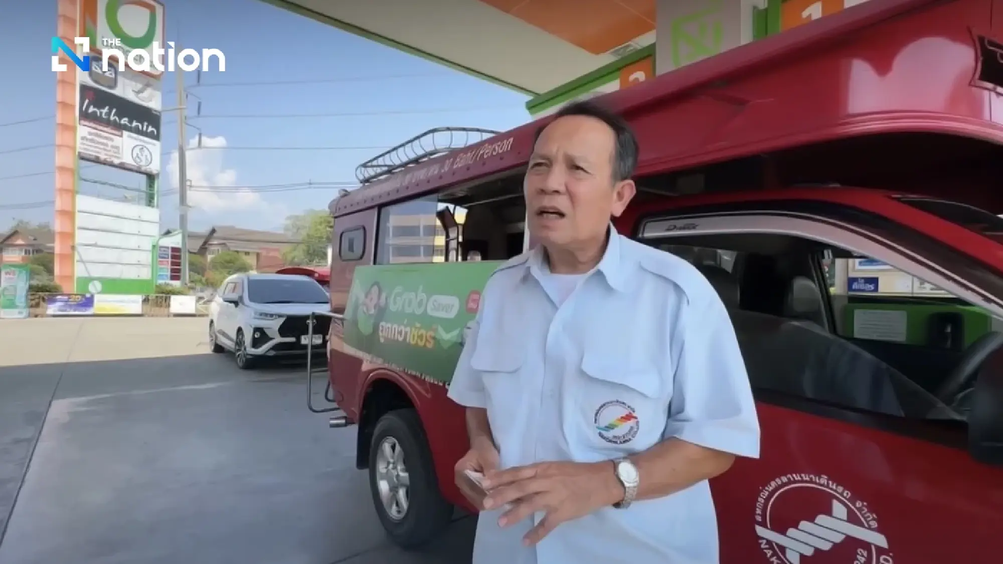 Oil crunch hits Chiang Mai’s red songthaews: fewer tourists, higher costs squeeze drivers