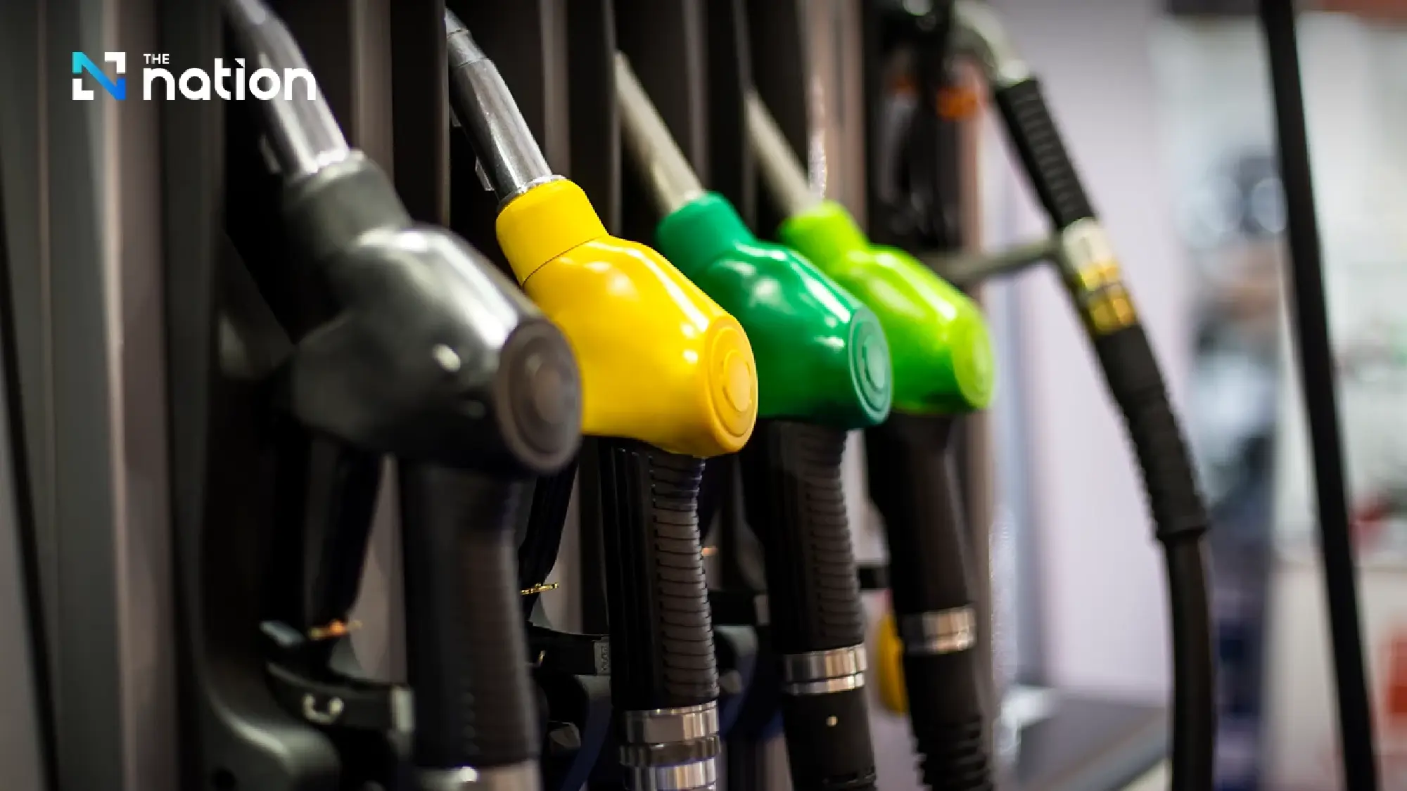 Anutin Orders Emergency Measures to Combat Fuel Crisis as Panic Buying Grips Provinces