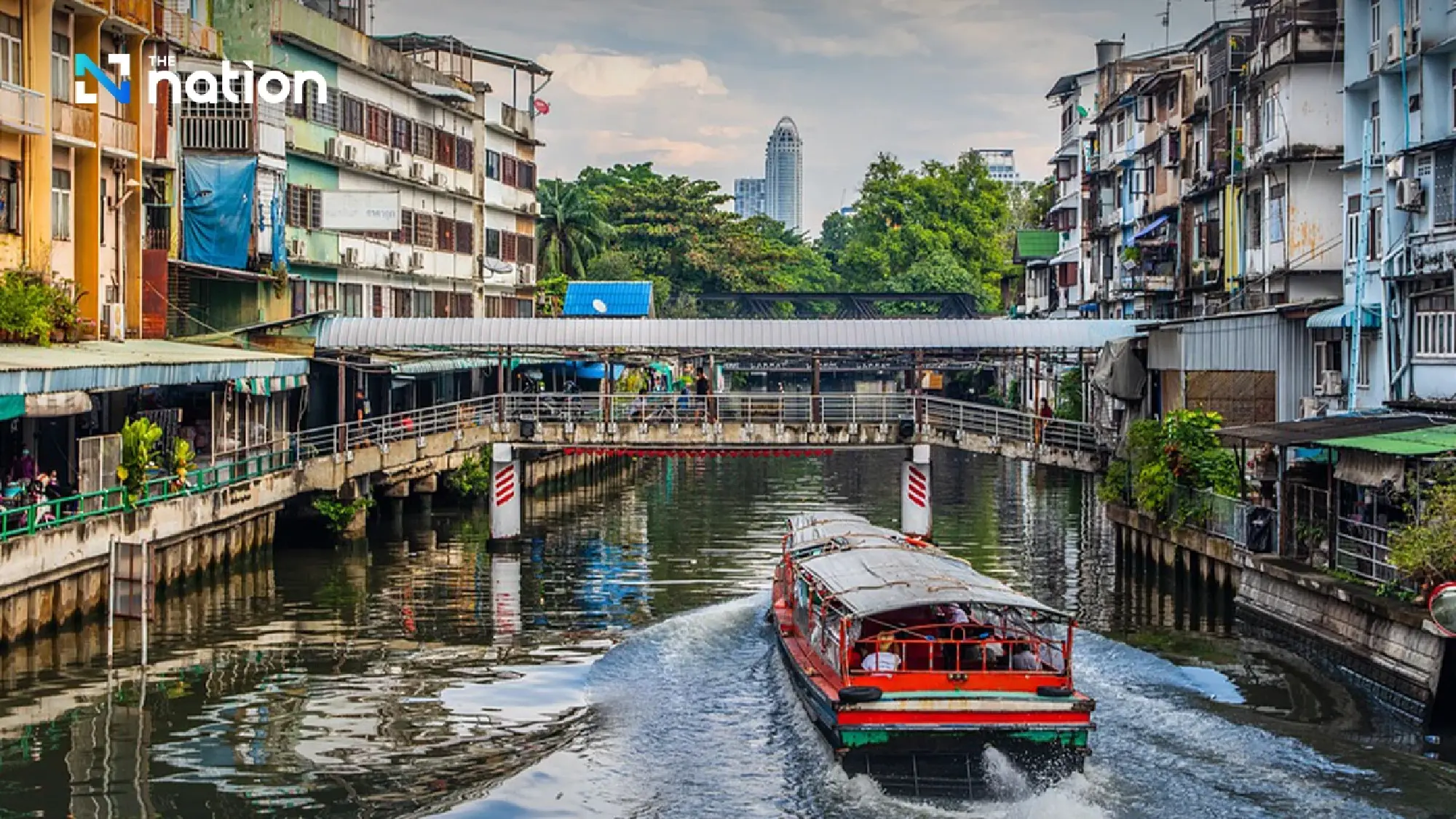 Saen Saeb boat fares to rise by 2 baht from March 30 as diesel hits 38.94 baht/litre