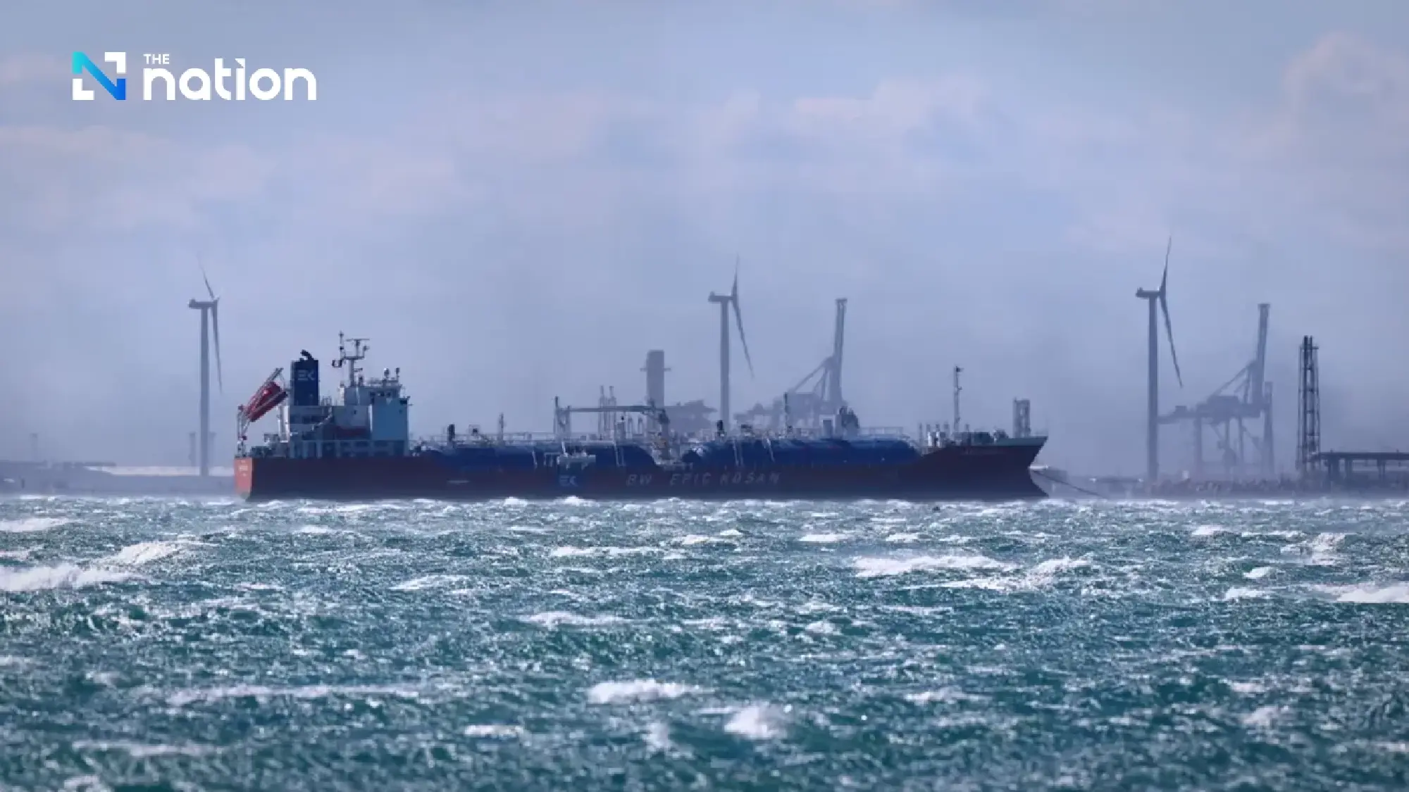 Oil rises for fourth day as Middle East war squeezes global supply