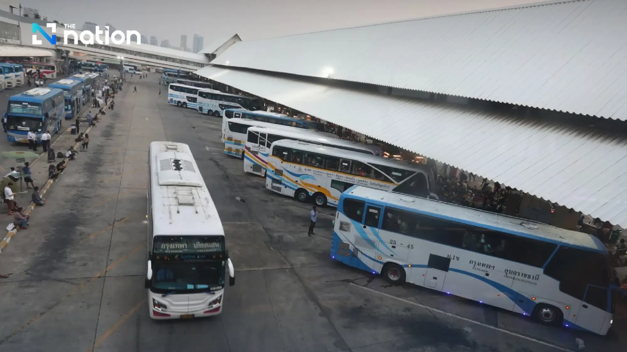 Transport Ministry: No fuel shortage for Songkran; public transport ready, key expressways and motorways free