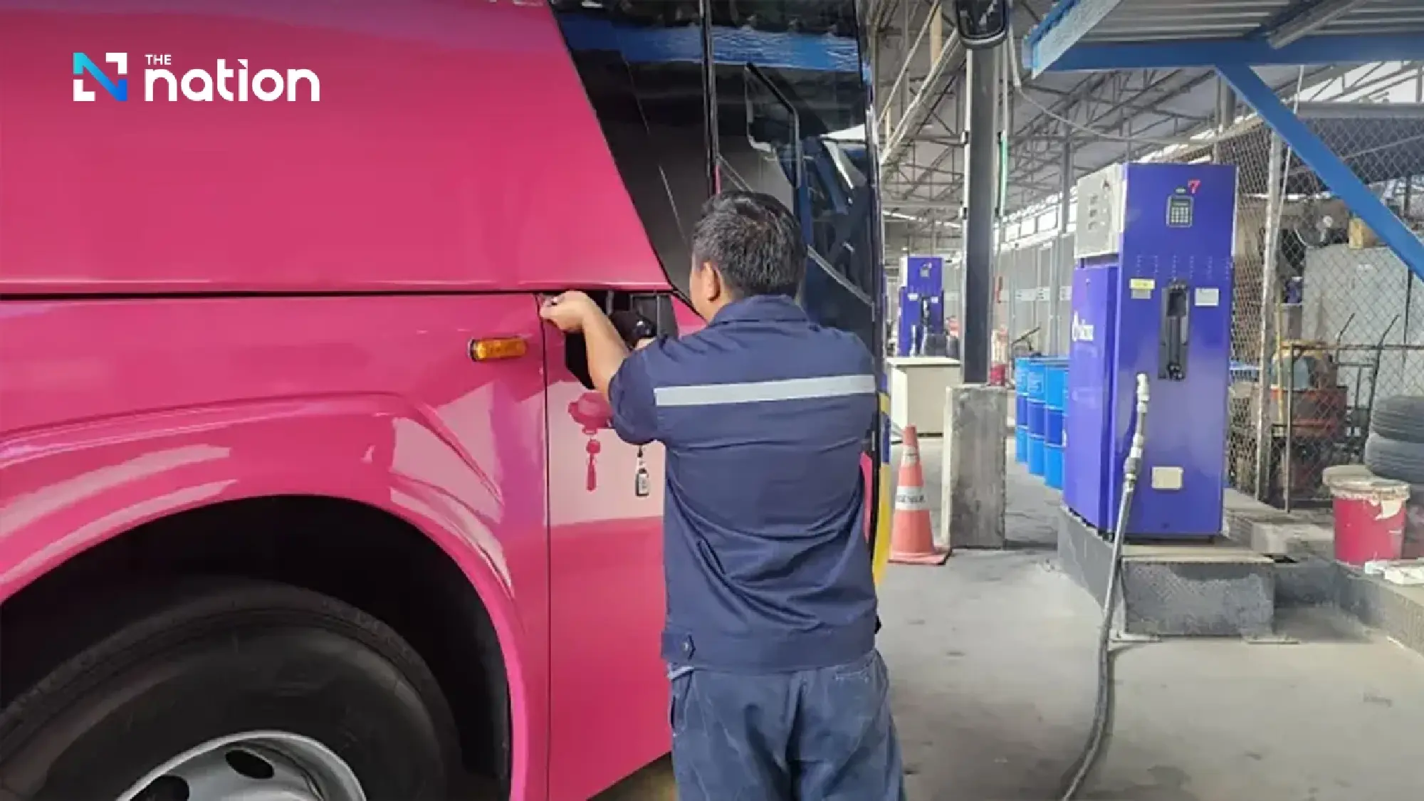 Transport Co holds fares and services steady despite diesel spike, prepares extra buses for Songkran rush