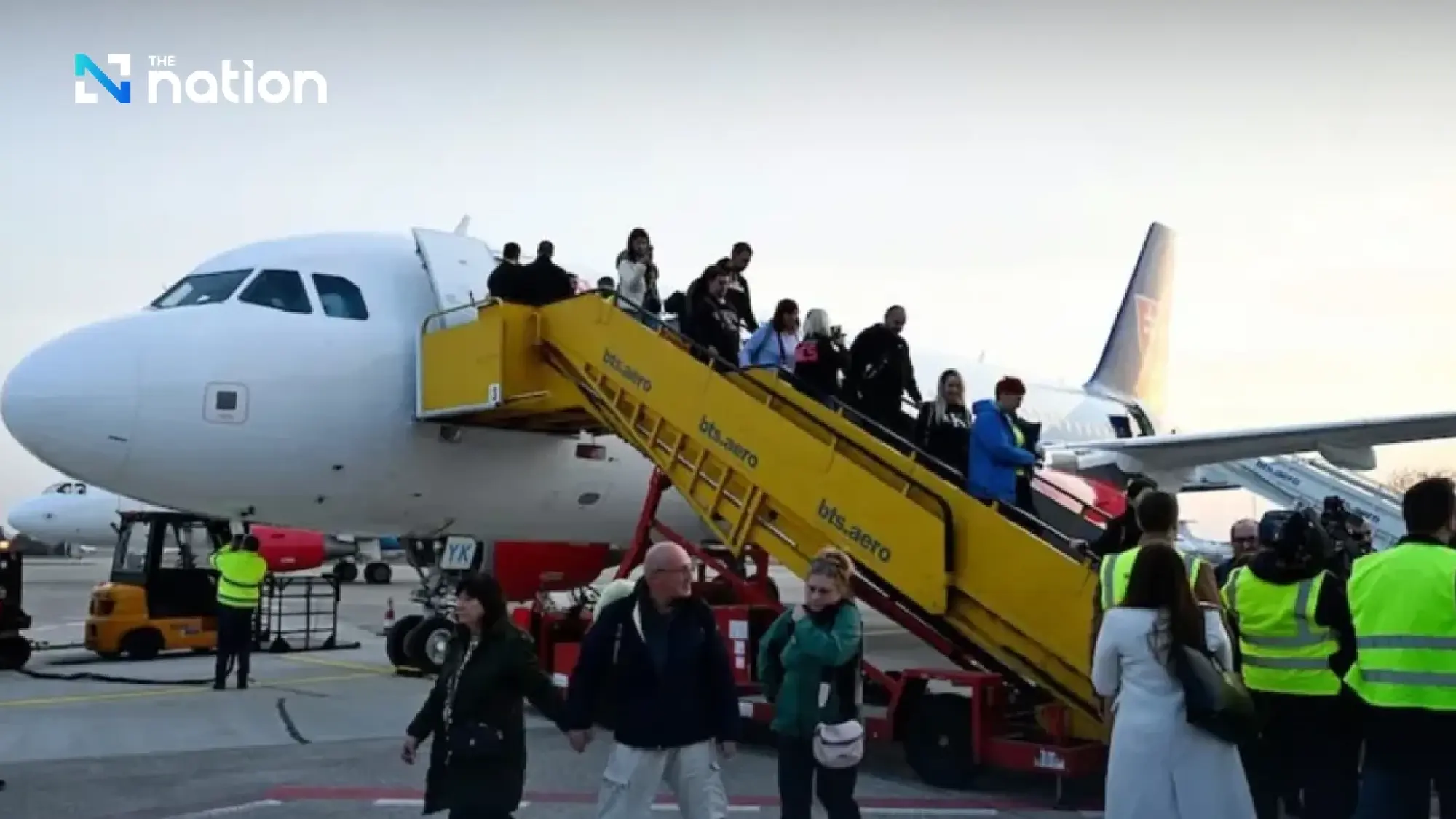 Middle East flight disruption prompts countries to plan citizen evacuations