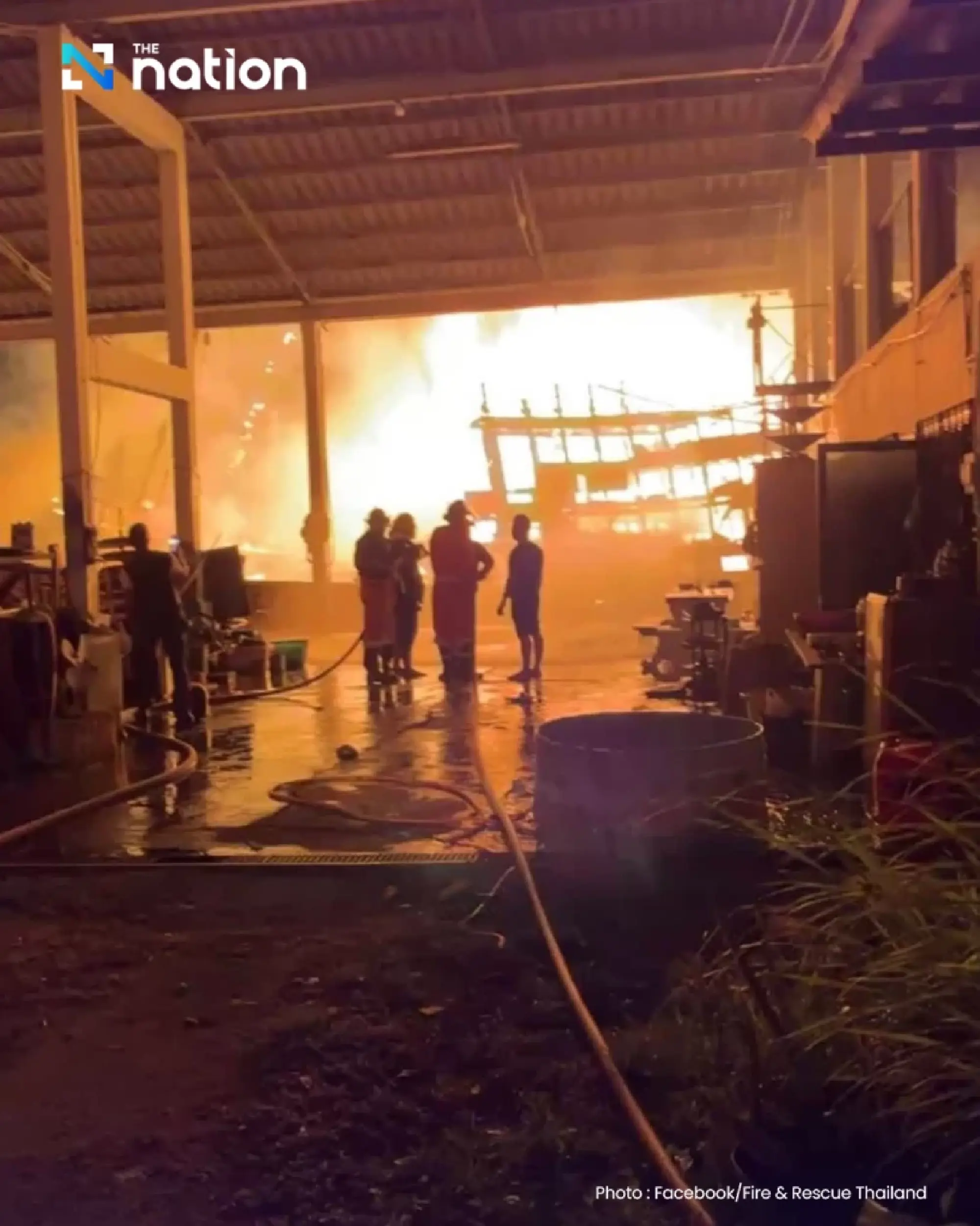 Major blaze hits several fishing boats in Nakhon Si Thammarat