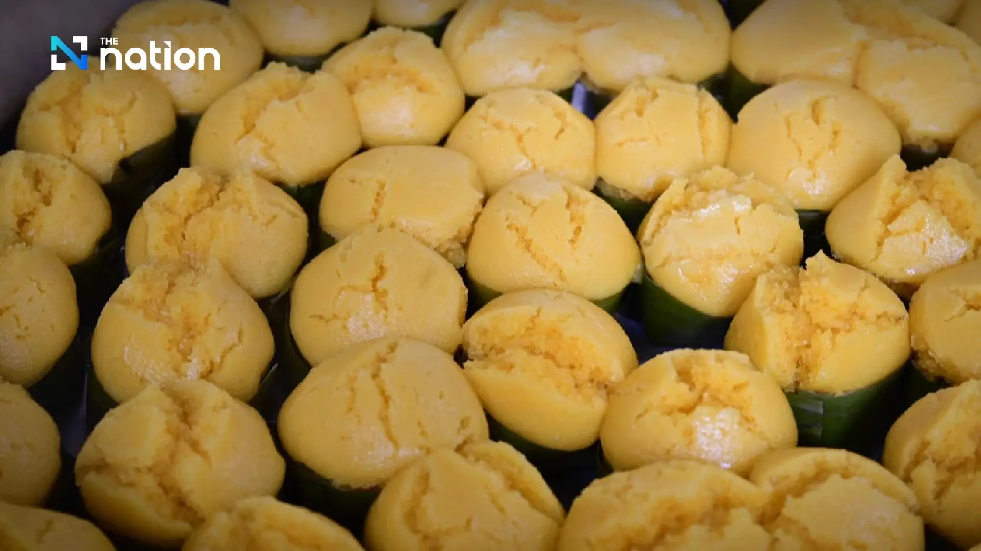 Khanom Tan (toddy palm cake)