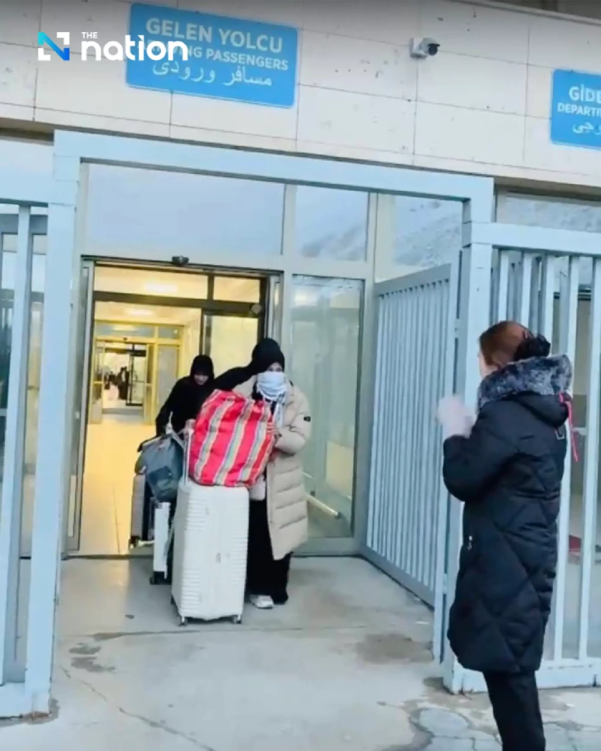 Thailand begins evacuating nationals from the Middle East amid escalating fighting