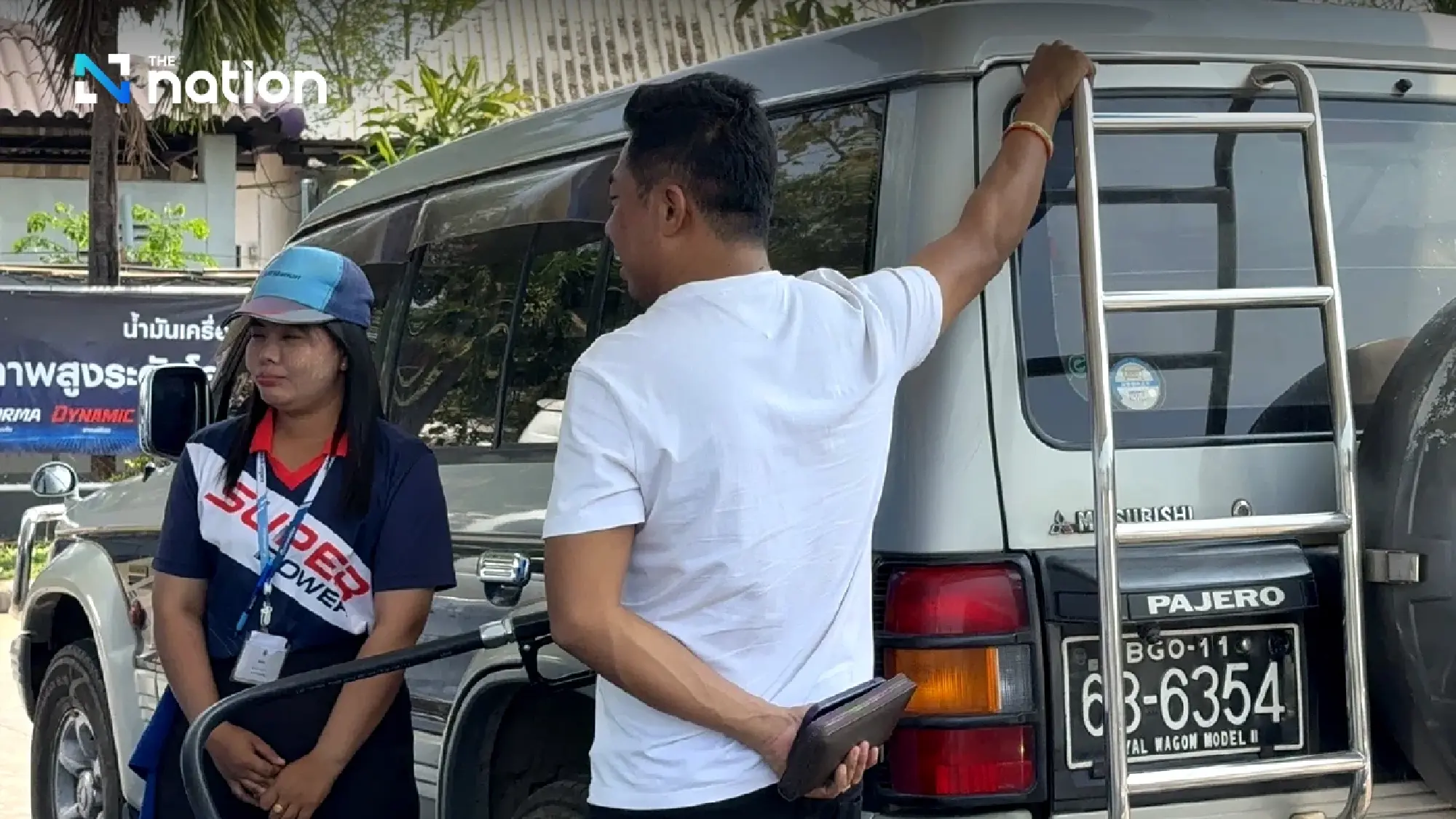 Myanmar Motorists Swarm Thai Border for Fuel as Global Prices Trigger Panic Buying