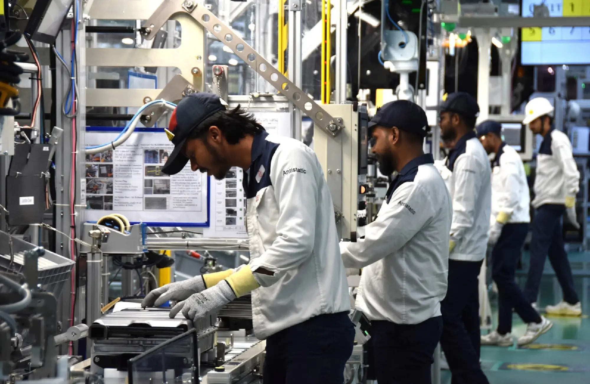 Suzuki to raise Indian plant's annual capacity to 1 M. units