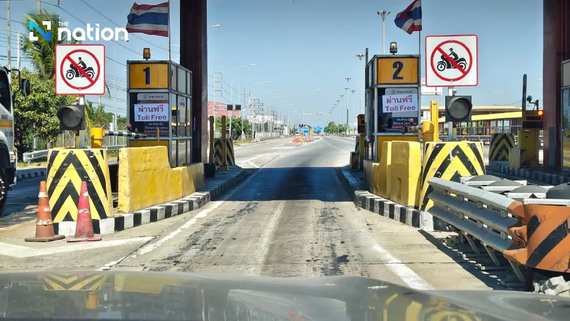 Transport Ministry: No fuel shortage for Songkran; public transport ready, key expressways and motorways free